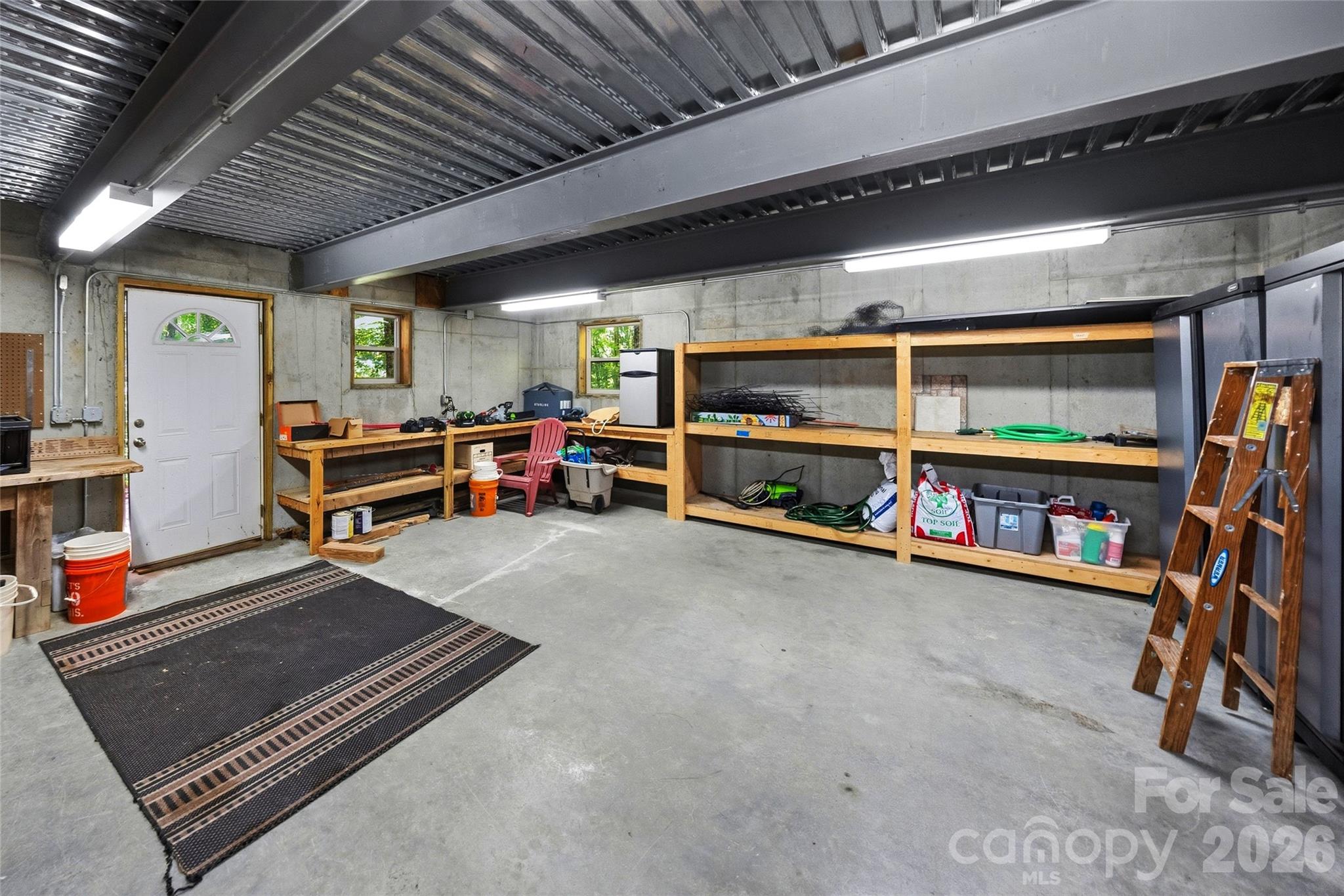 136 Merrills Ridge Road — Asheville