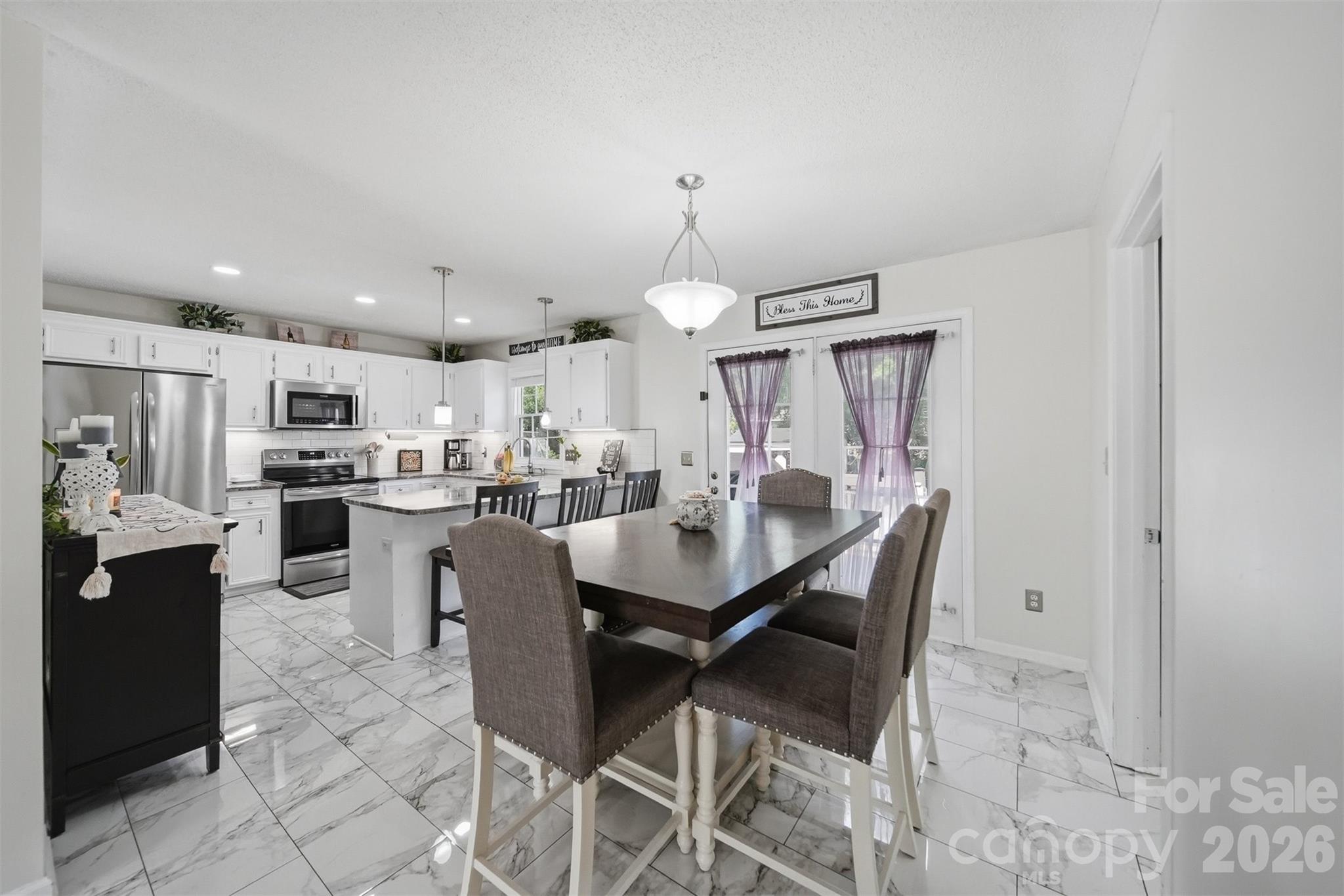 927 Victoria Avenue — Kannapolis