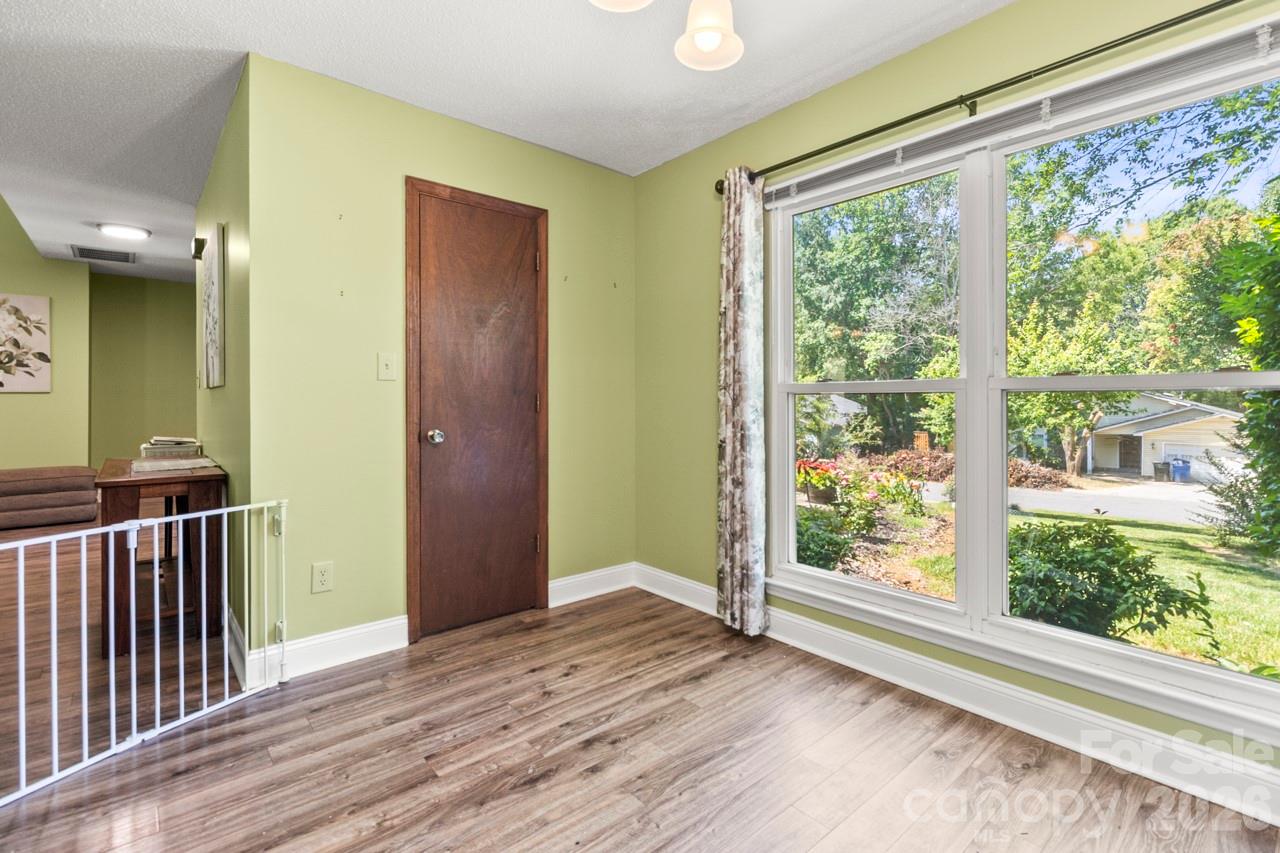 6325 Ellesmere Court — Charlotte