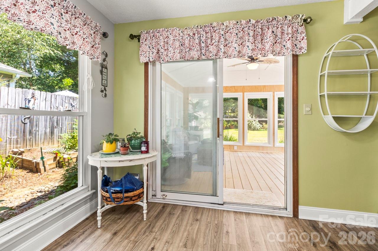 6325 Ellesmere Court — Charlotte