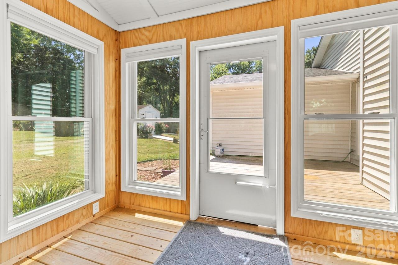 6325 Ellesmere Court — Charlotte
