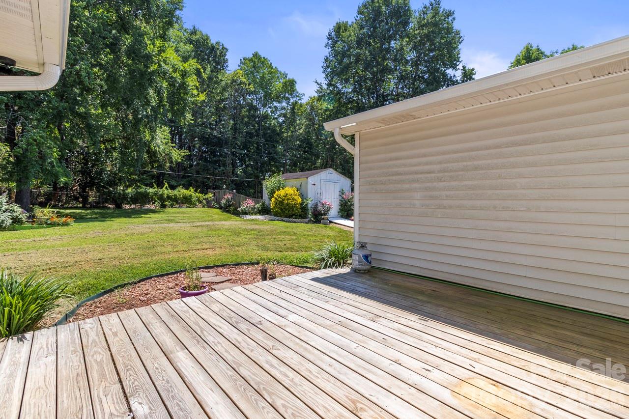 6325 Ellesmere Court — Charlotte