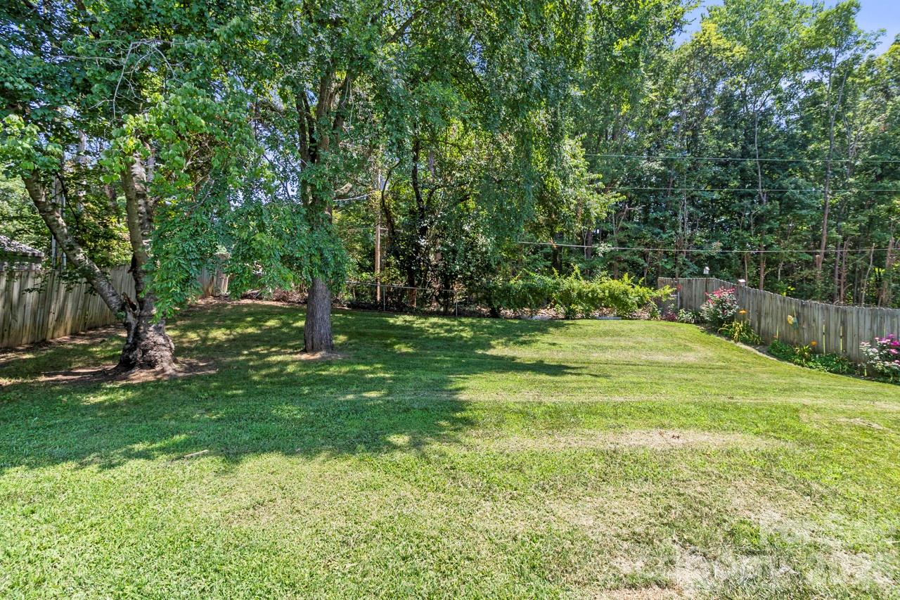 6325 Ellesmere Court — Charlotte