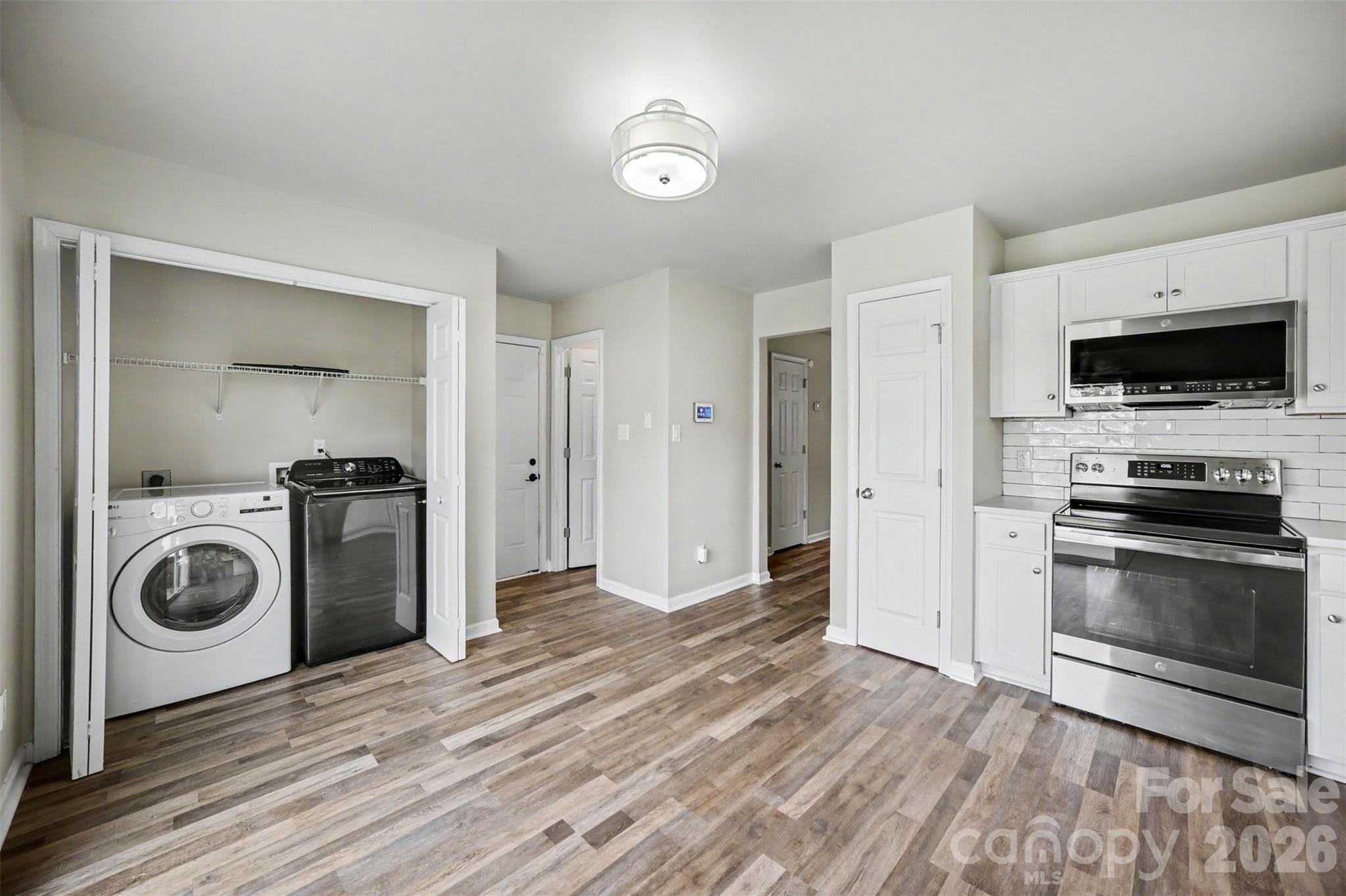 6111 Whispering Brook Court — Charlotte