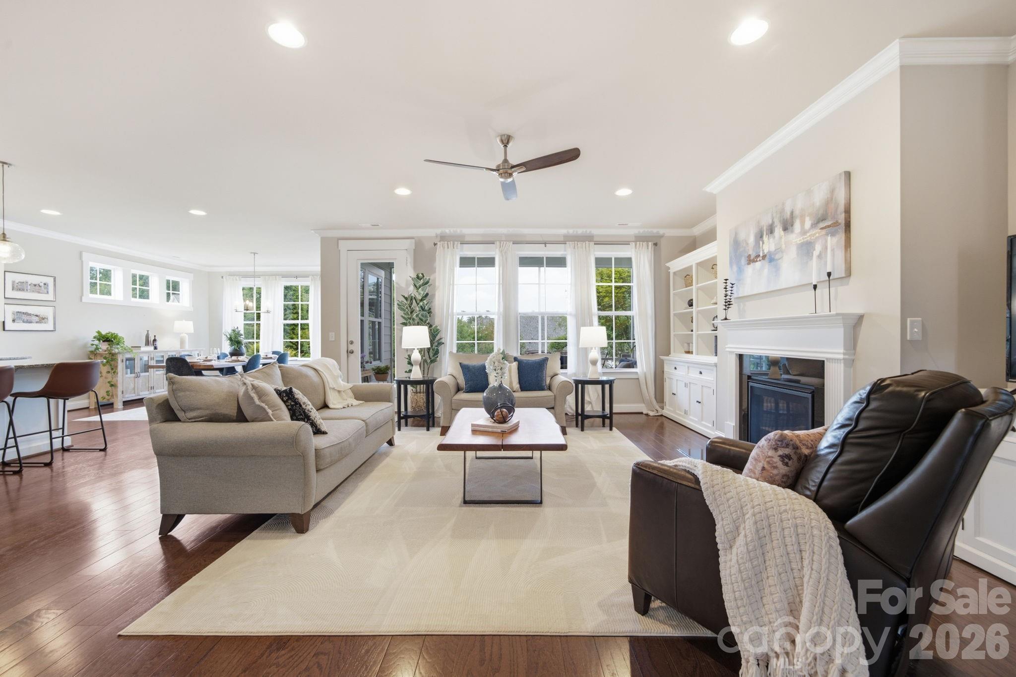 1012 Overlake Drive — Belmont