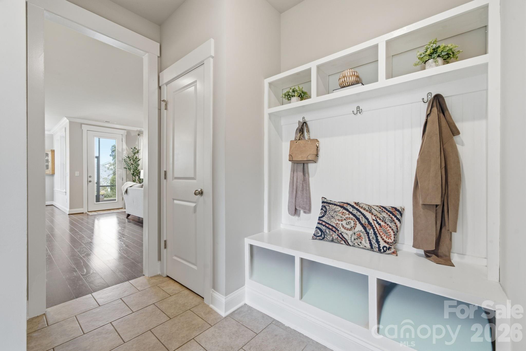 1012 Overlake Drive — Belmont