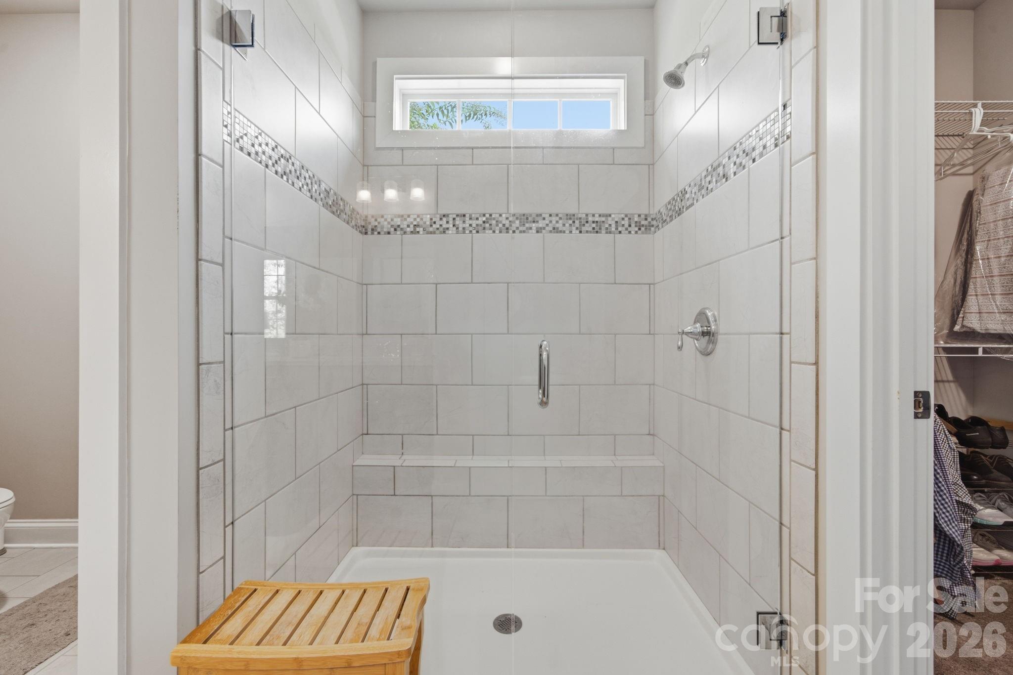1012 Overlake Drive — Belmont