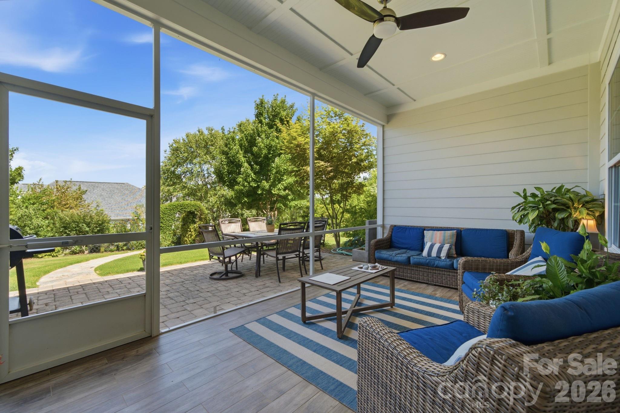 1012 Overlake Drive — Belmont