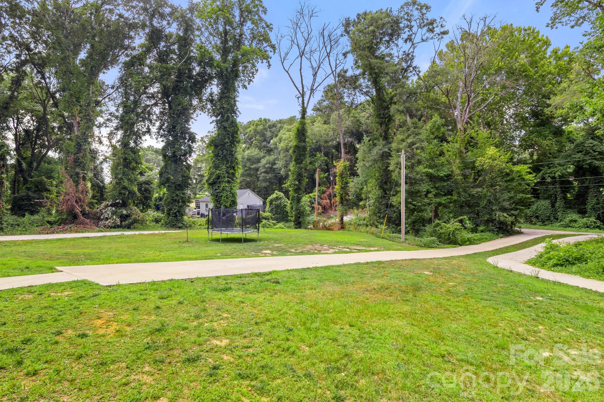 641 Johns Lane — Gastonia