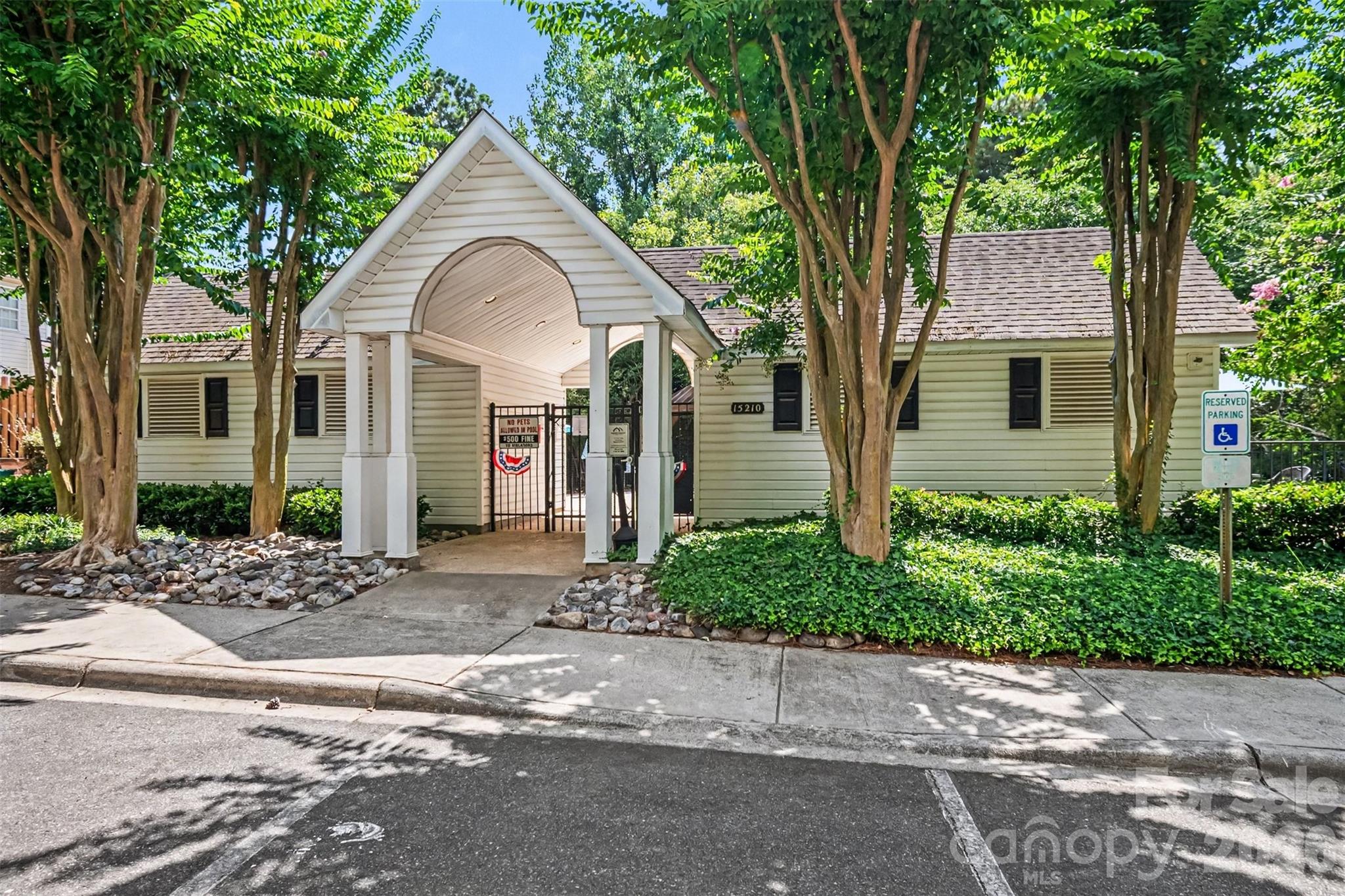 12683 Bluestem Lane — Charlotte