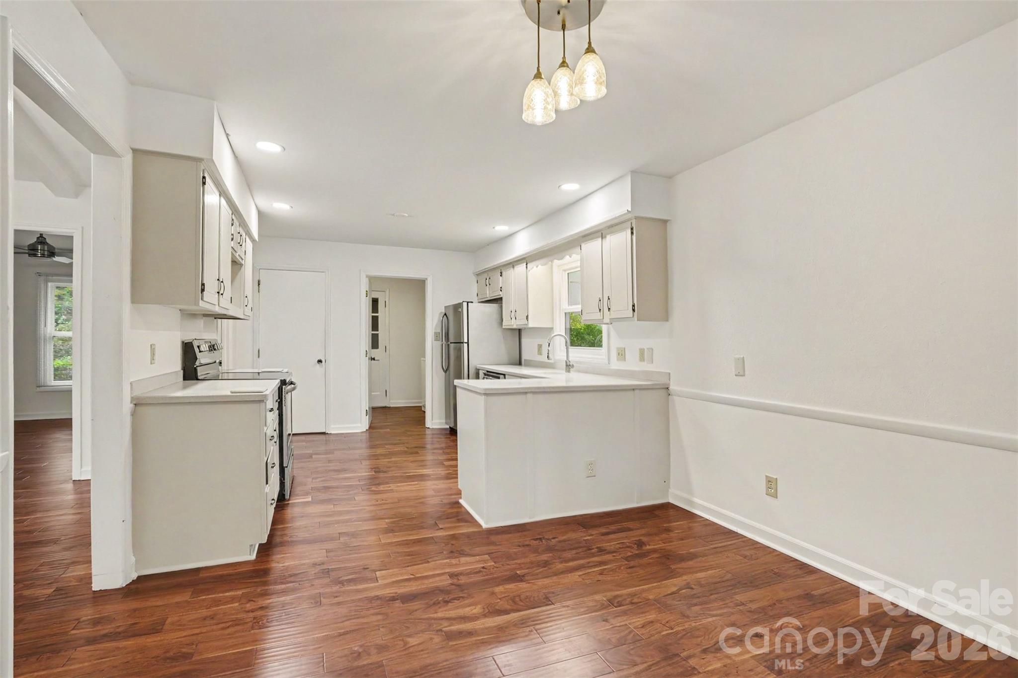 8225 Strawberry Lane — Charlotte