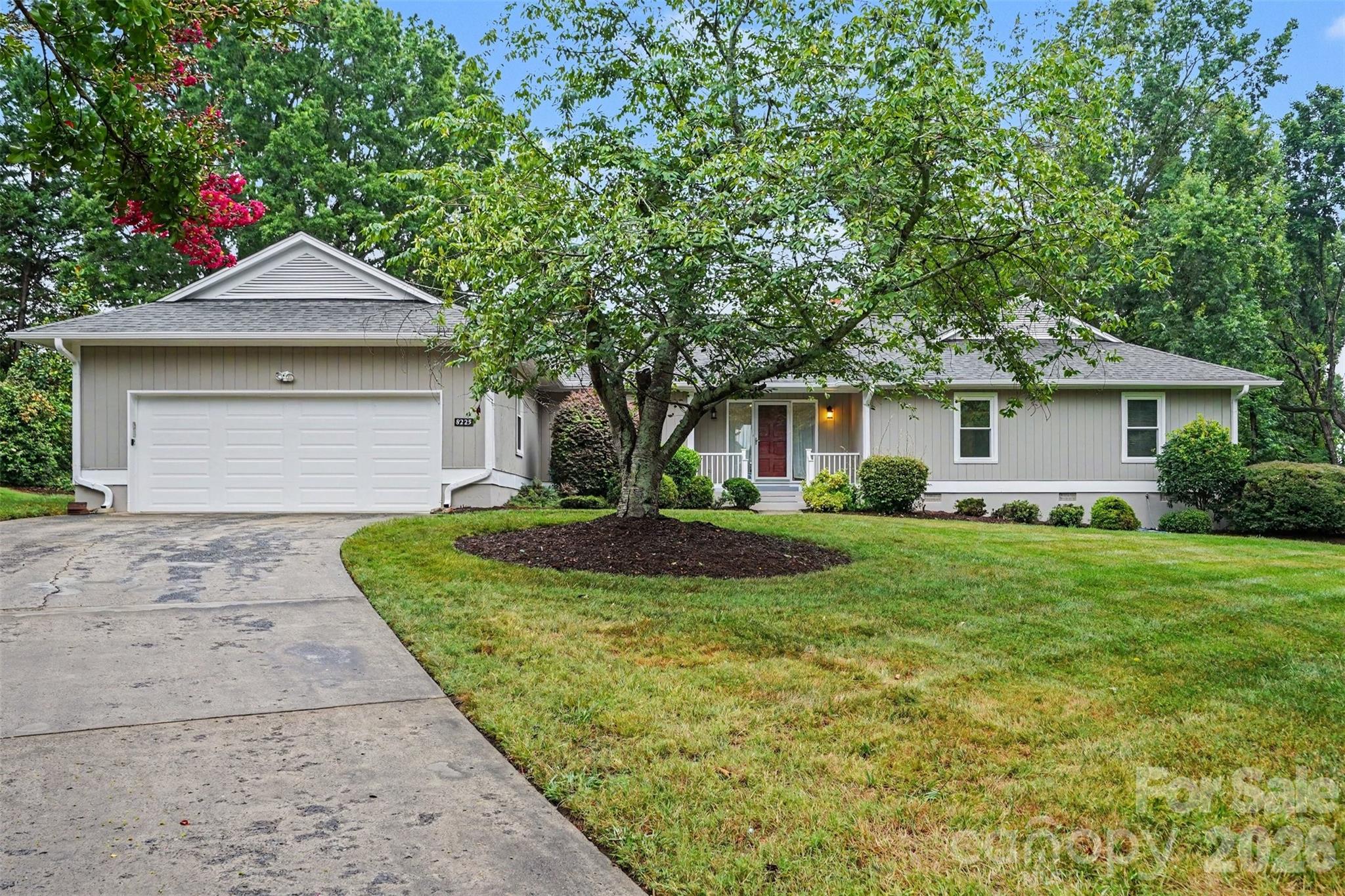 8225 Strawberry Lane — Charlotte