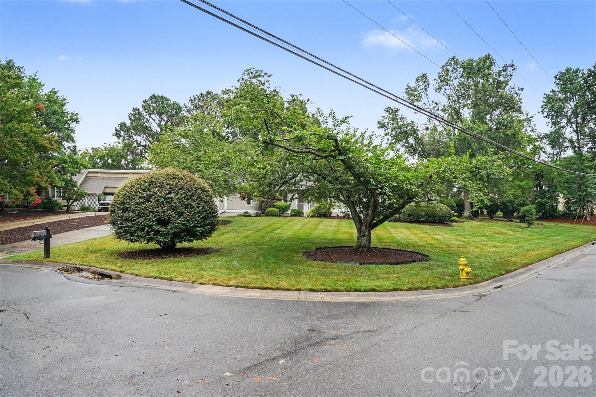 8225 Strawberry Lane — Charlotte
