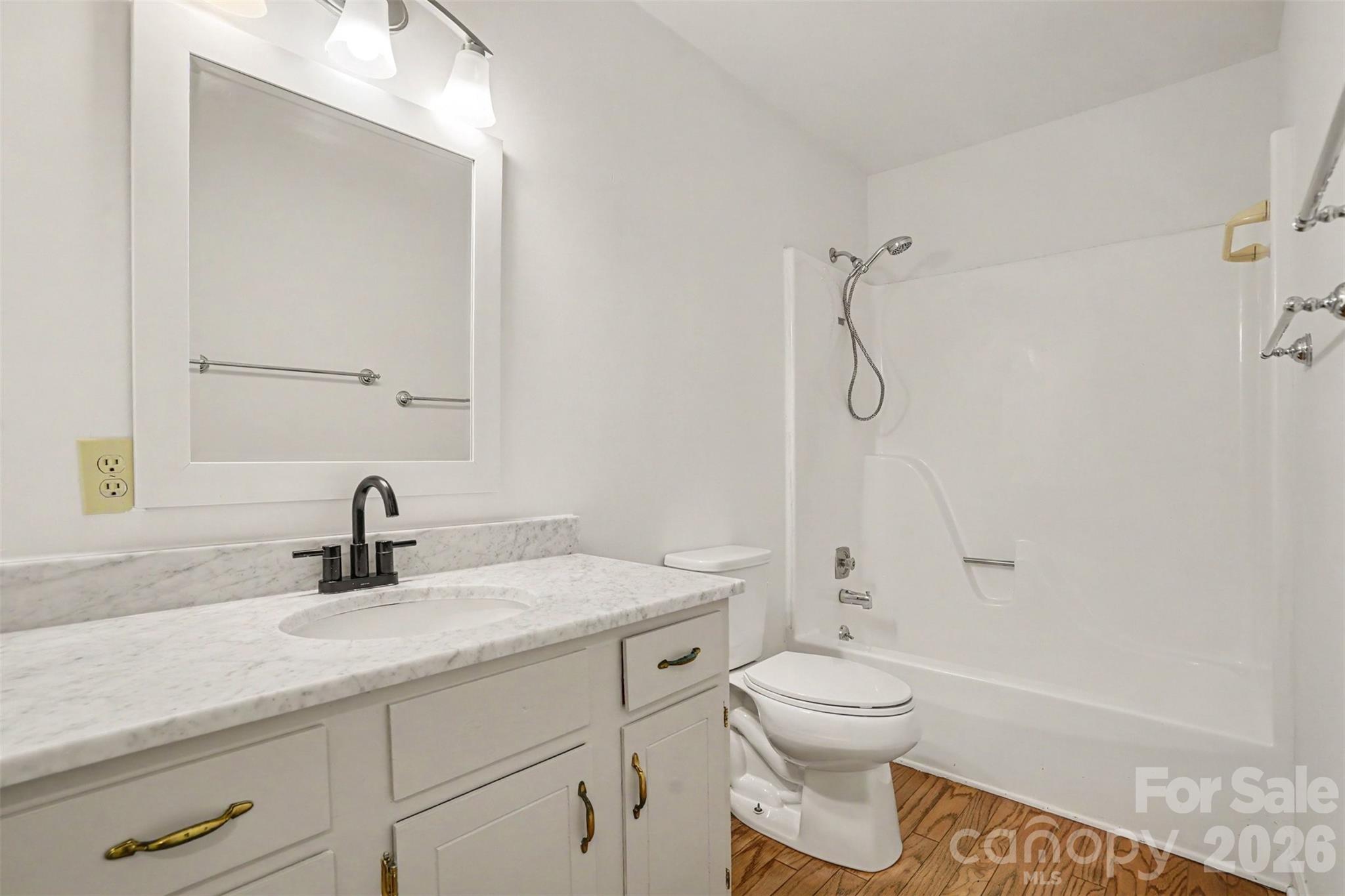 8225 Strawberry Lane — Charlotte