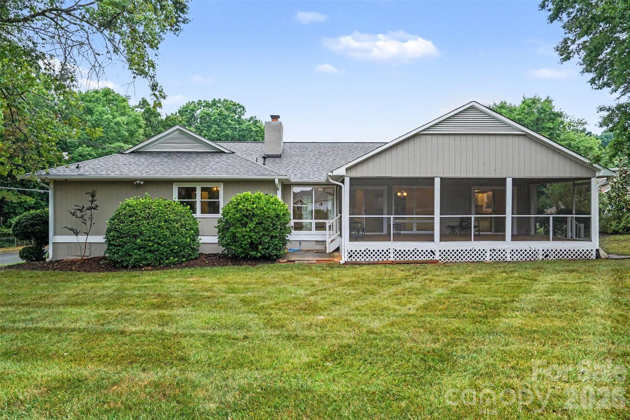 8225 Strawberry Lane — Charlotte