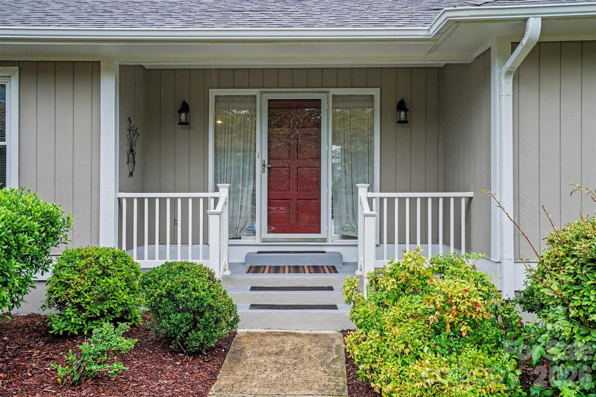 8225 Strawberry Lane — Charlotte