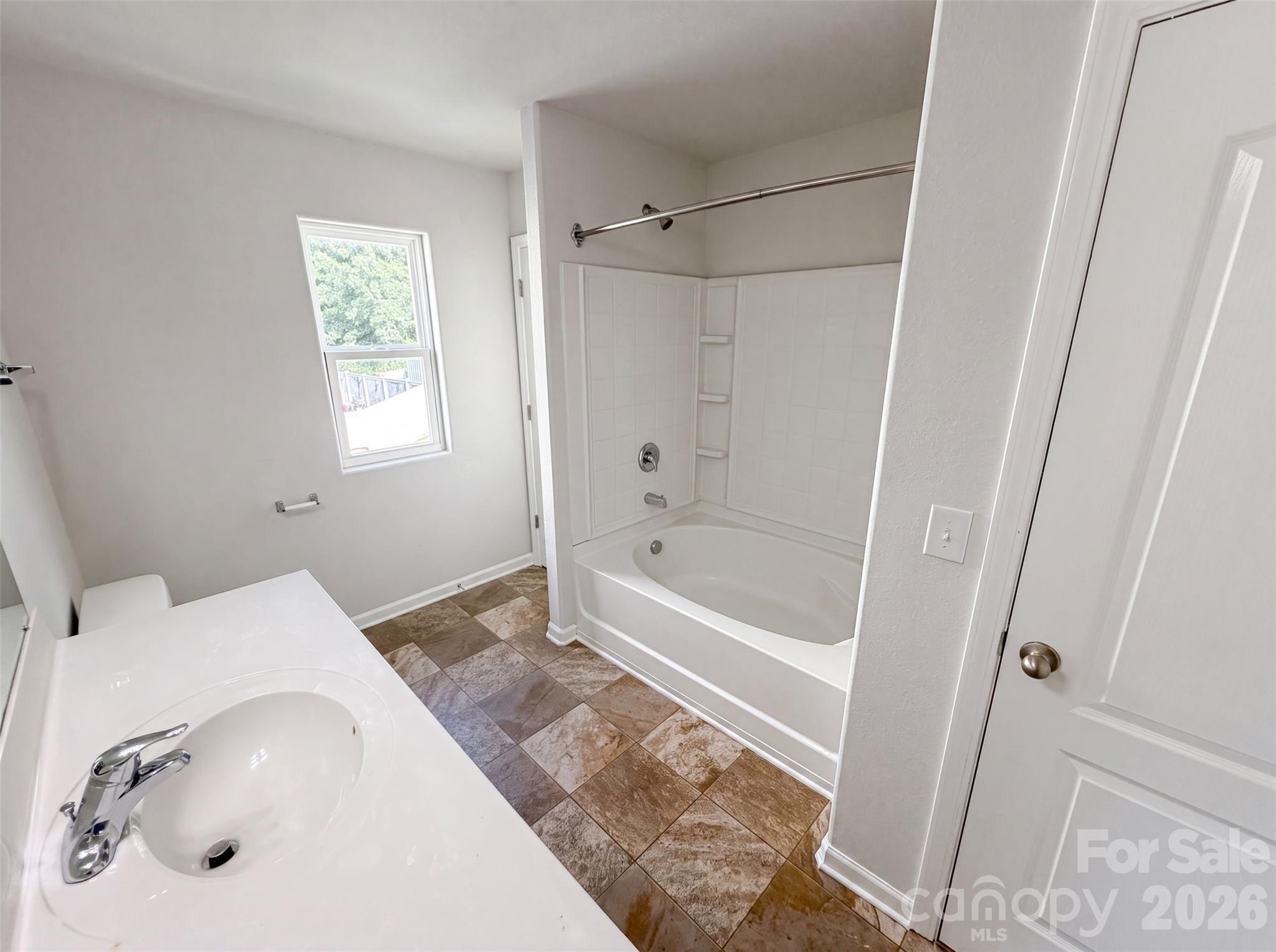 8222 Gabon Court — Charlotte