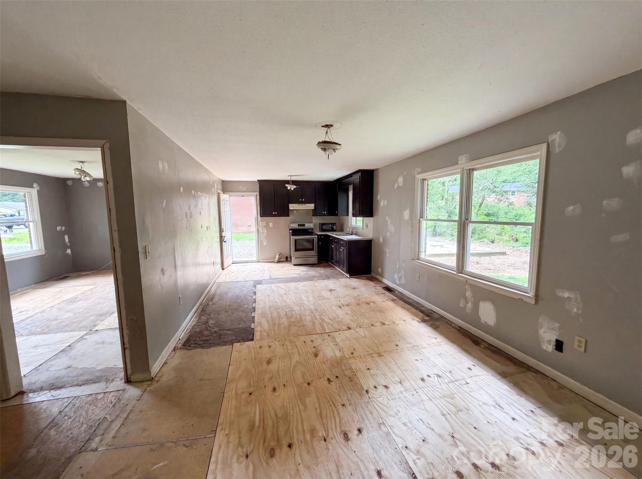 3806 Vanderburg Drive S — Concord