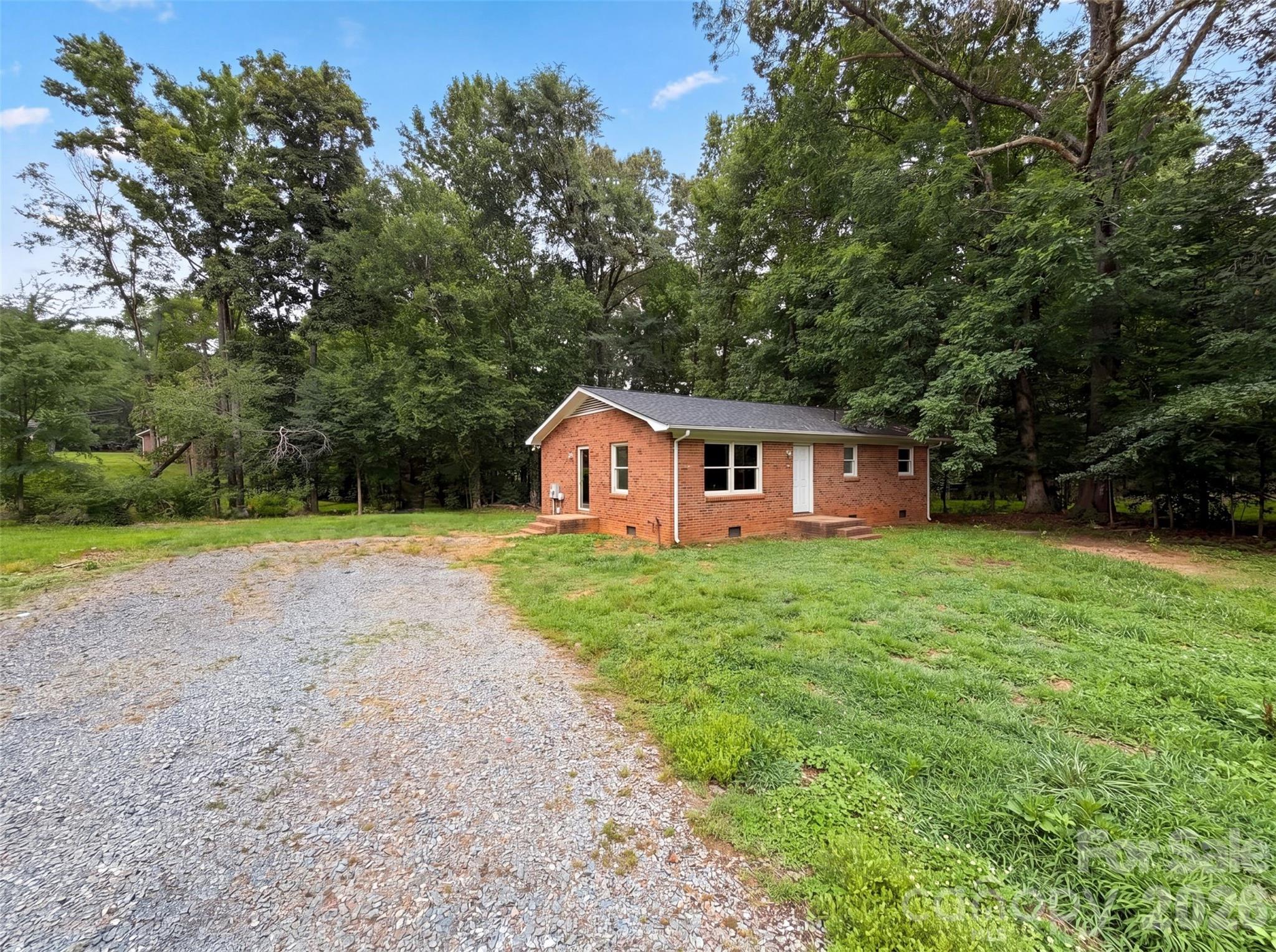 3806 Vanderburg Drive S — Concord