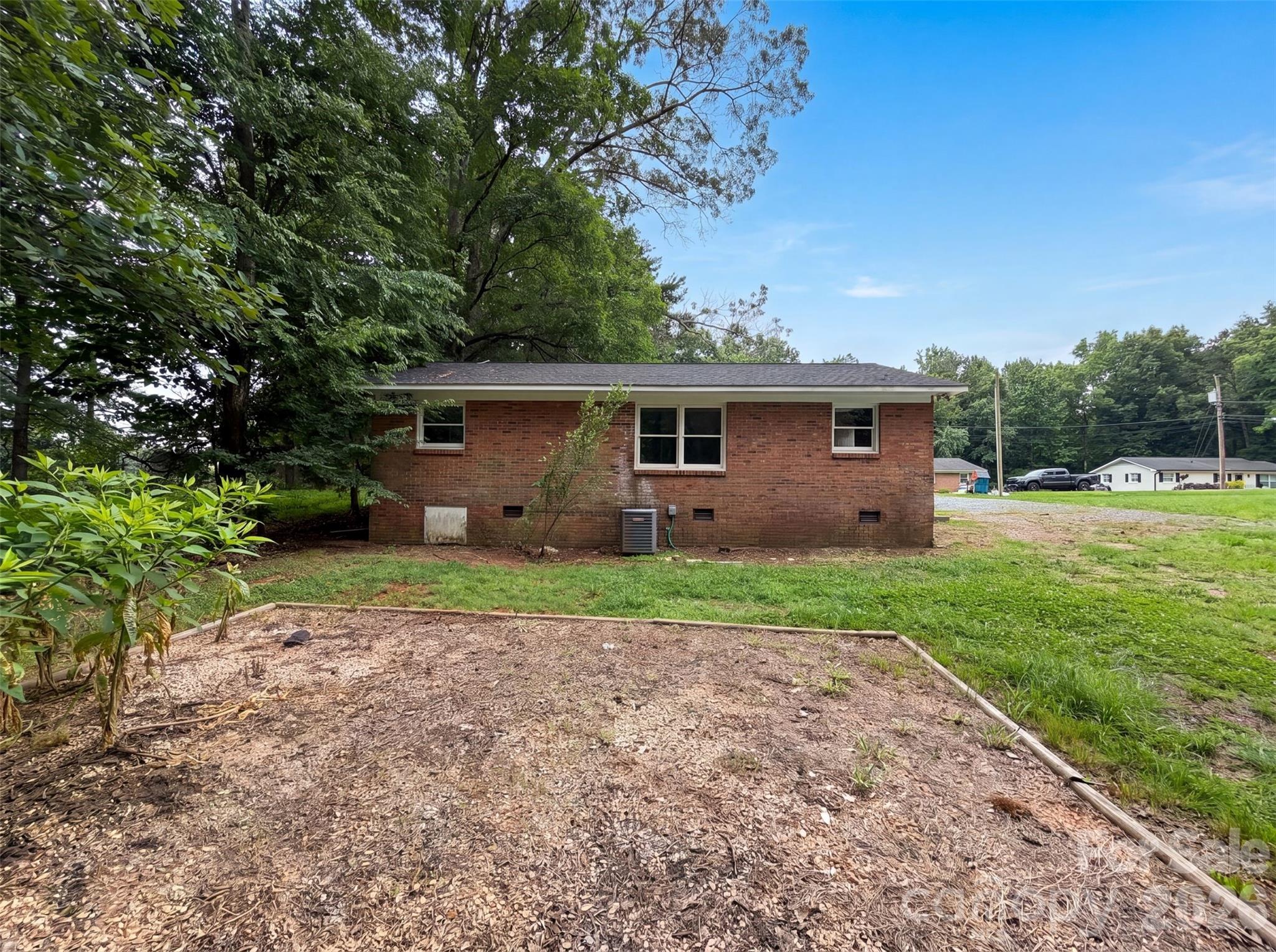 3806 Vanderburg Drive S — Concord