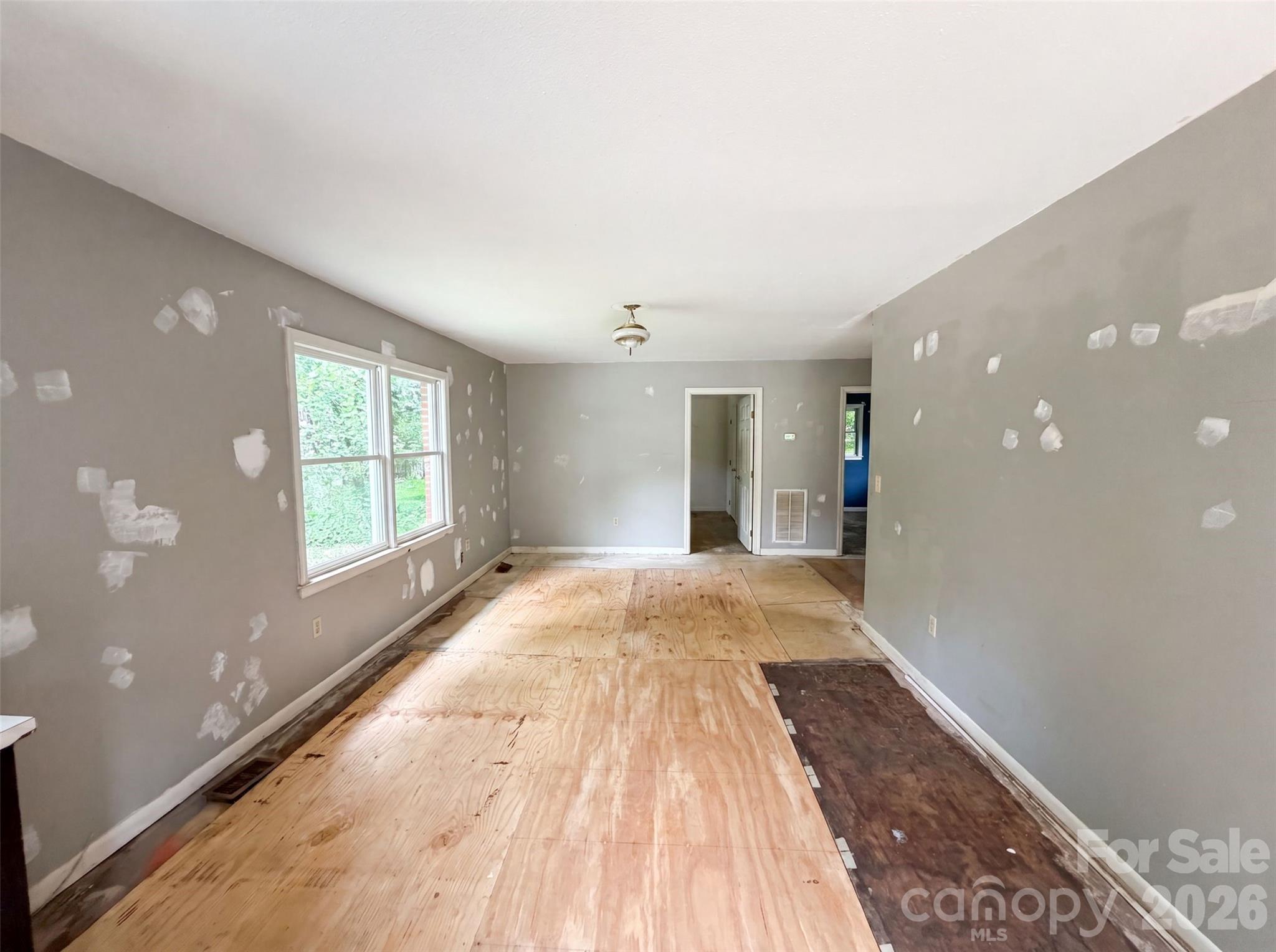 3806 Vanderburg Drive S — Concord