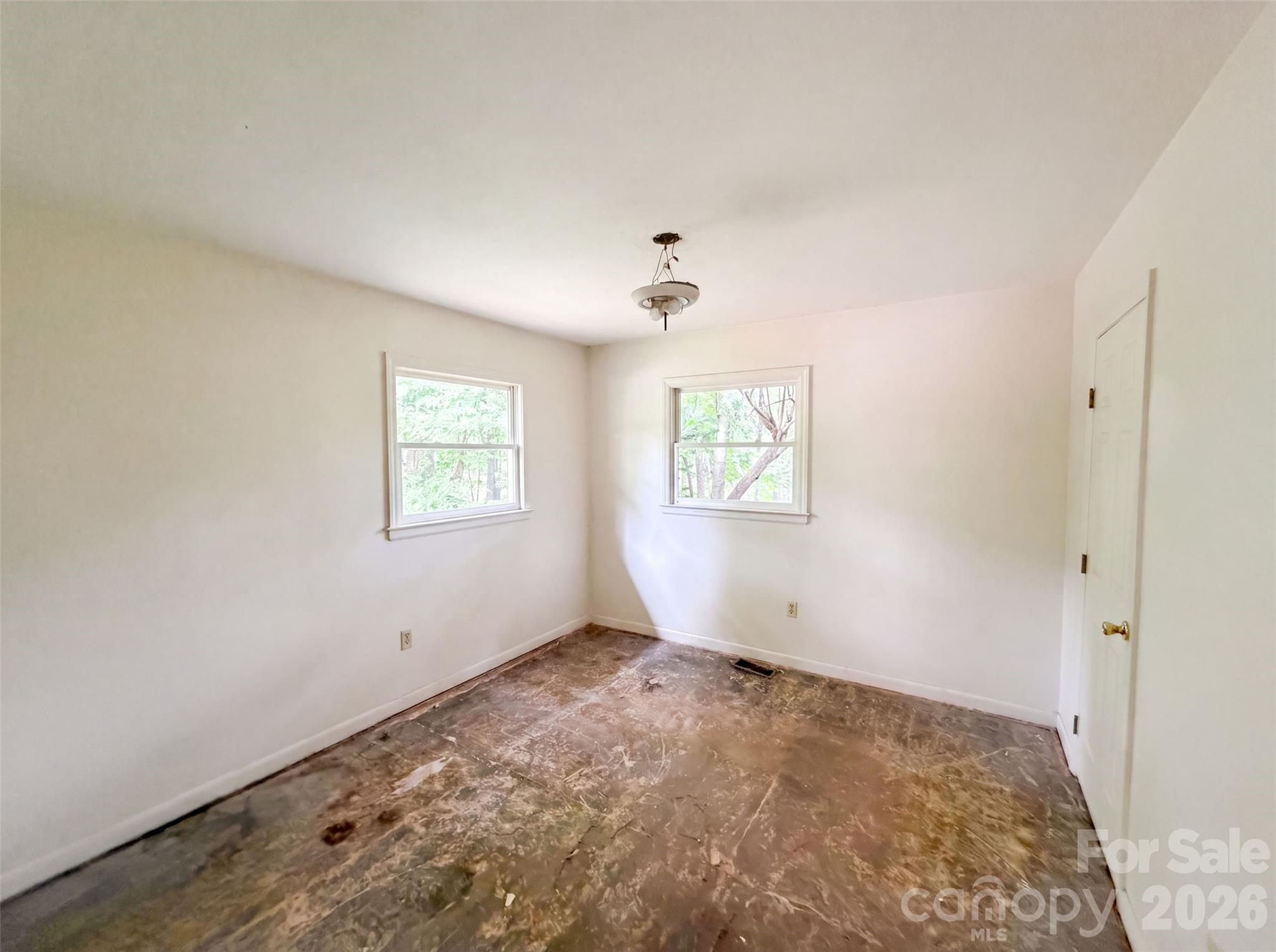 3806 Vanderburg Drive S — Concord
