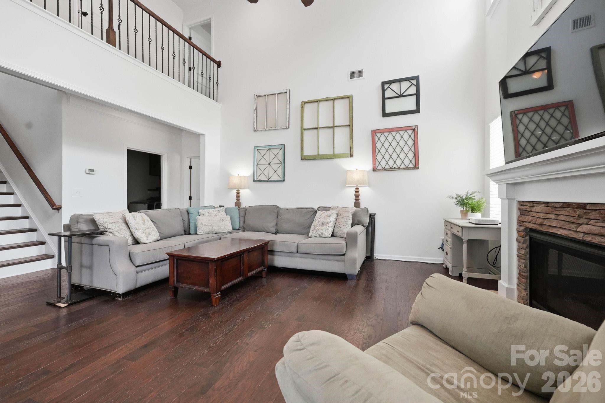 5917 Mcclintock Drive — Denver