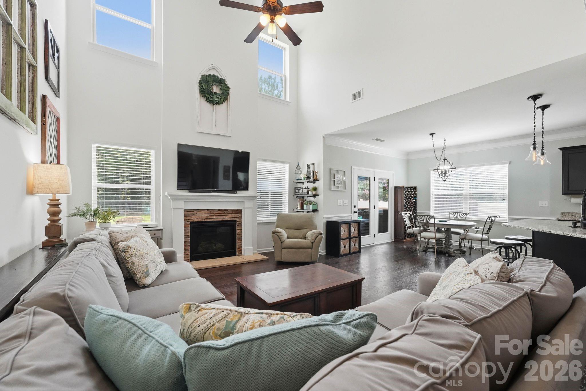 5917 Mcclintock Drive — Denver