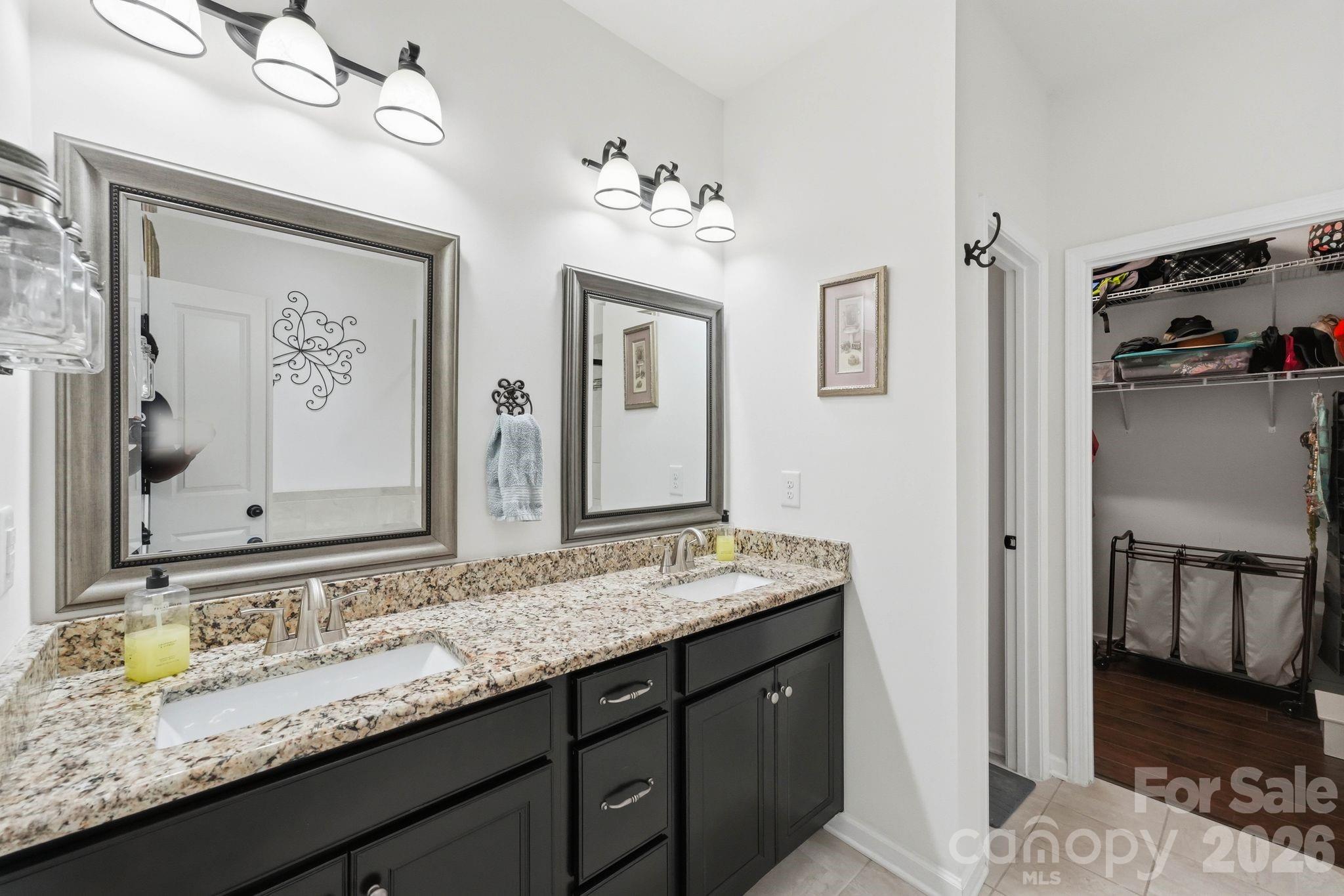 5917 Mcclintock Drive — Denver