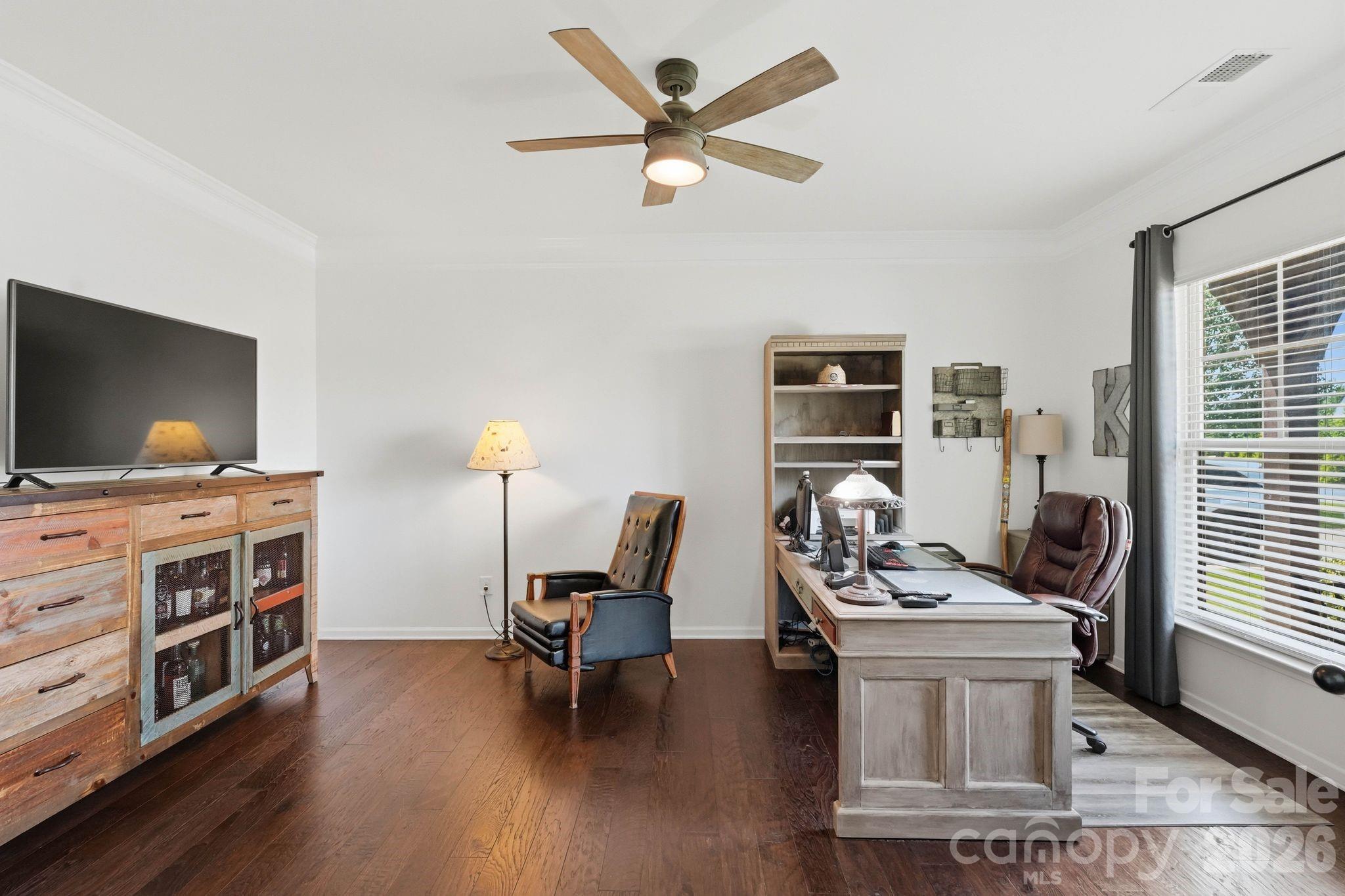 5917 Mcclintock Drive — Denver