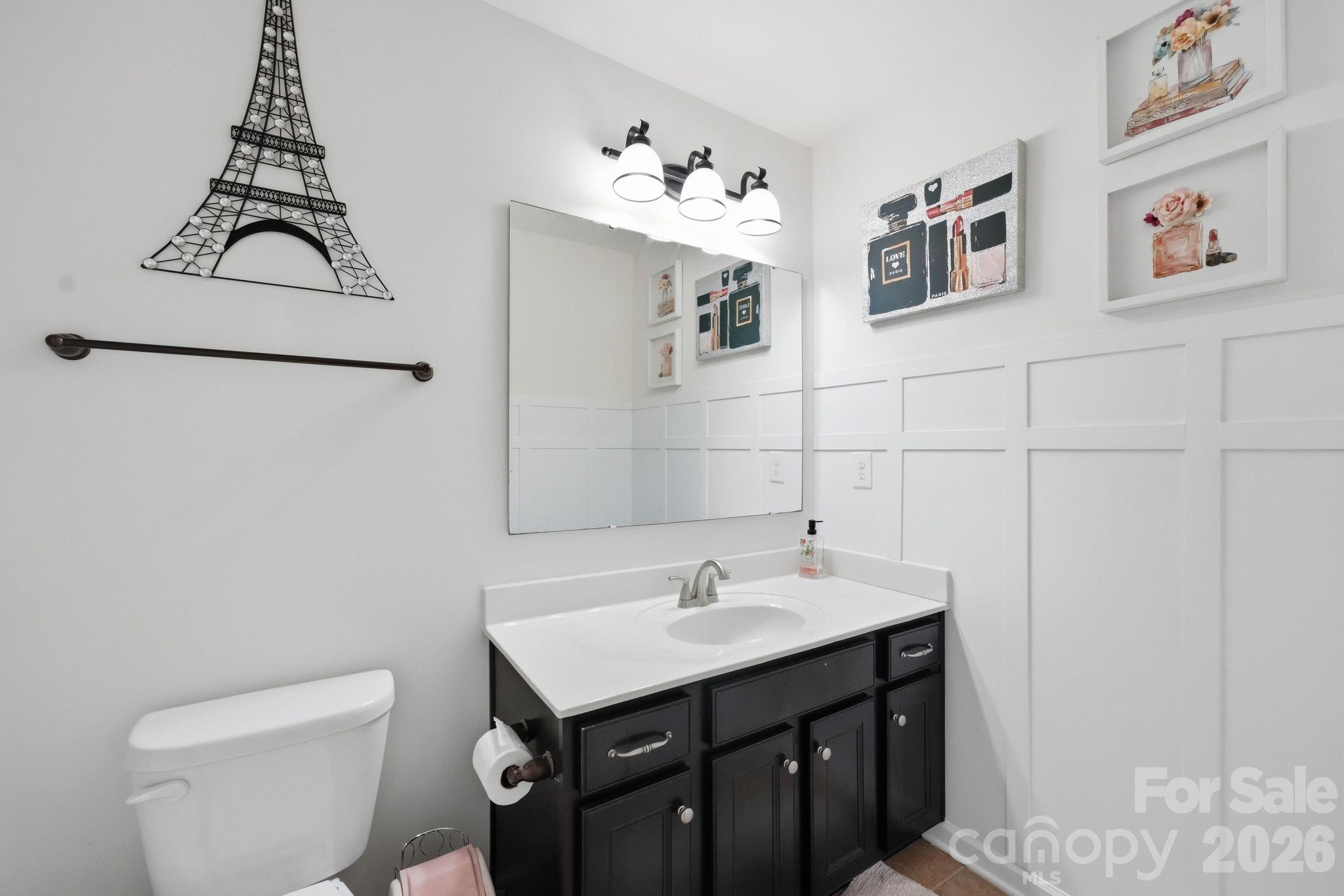 5917 Mcclintock Drive — Denver