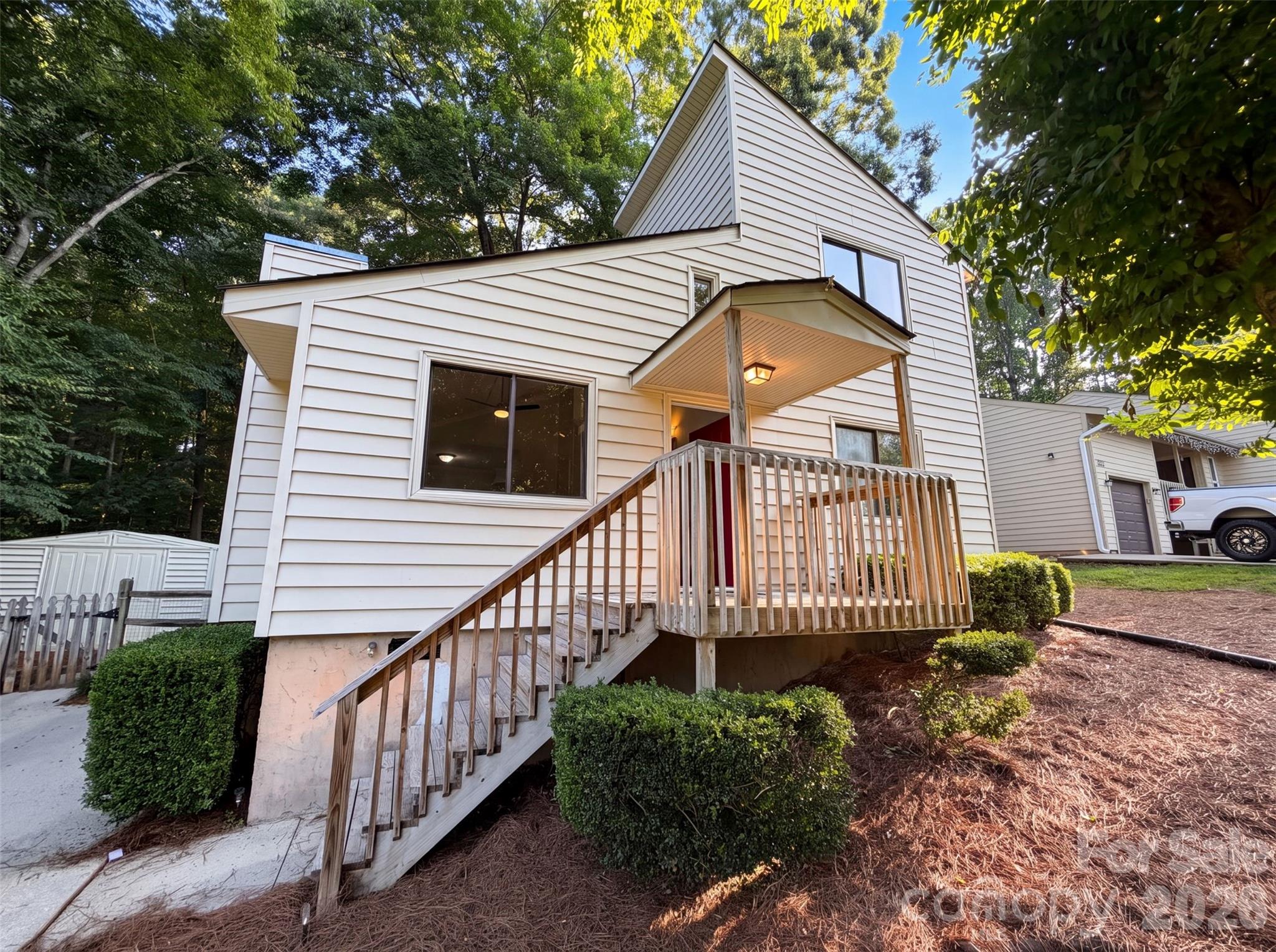 2427 Brook Canyon Drive — Charlotte