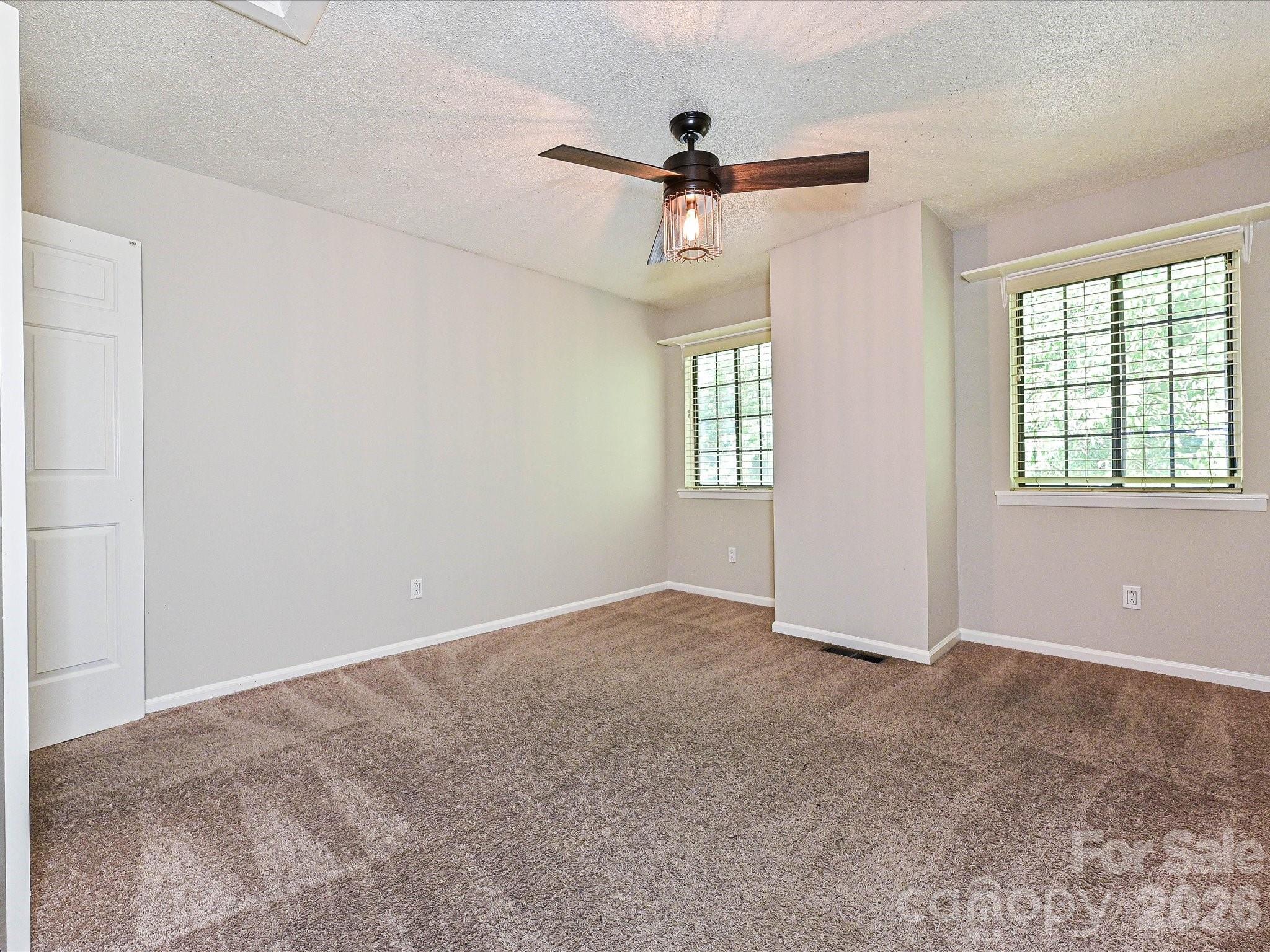 9111 Sharonbrook Drive — Charlotte