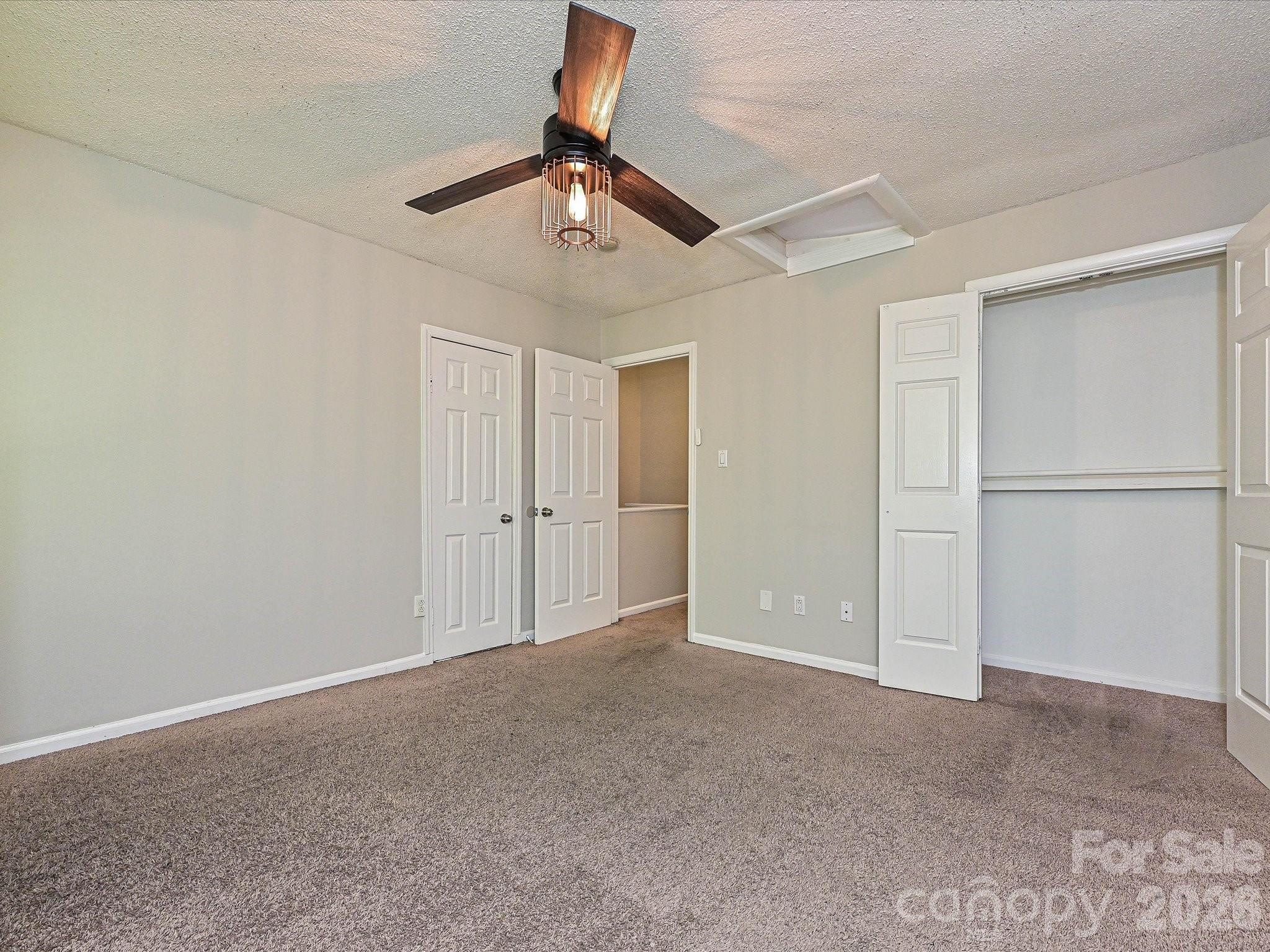 9111 Sharonbrook Drive — Charlotte