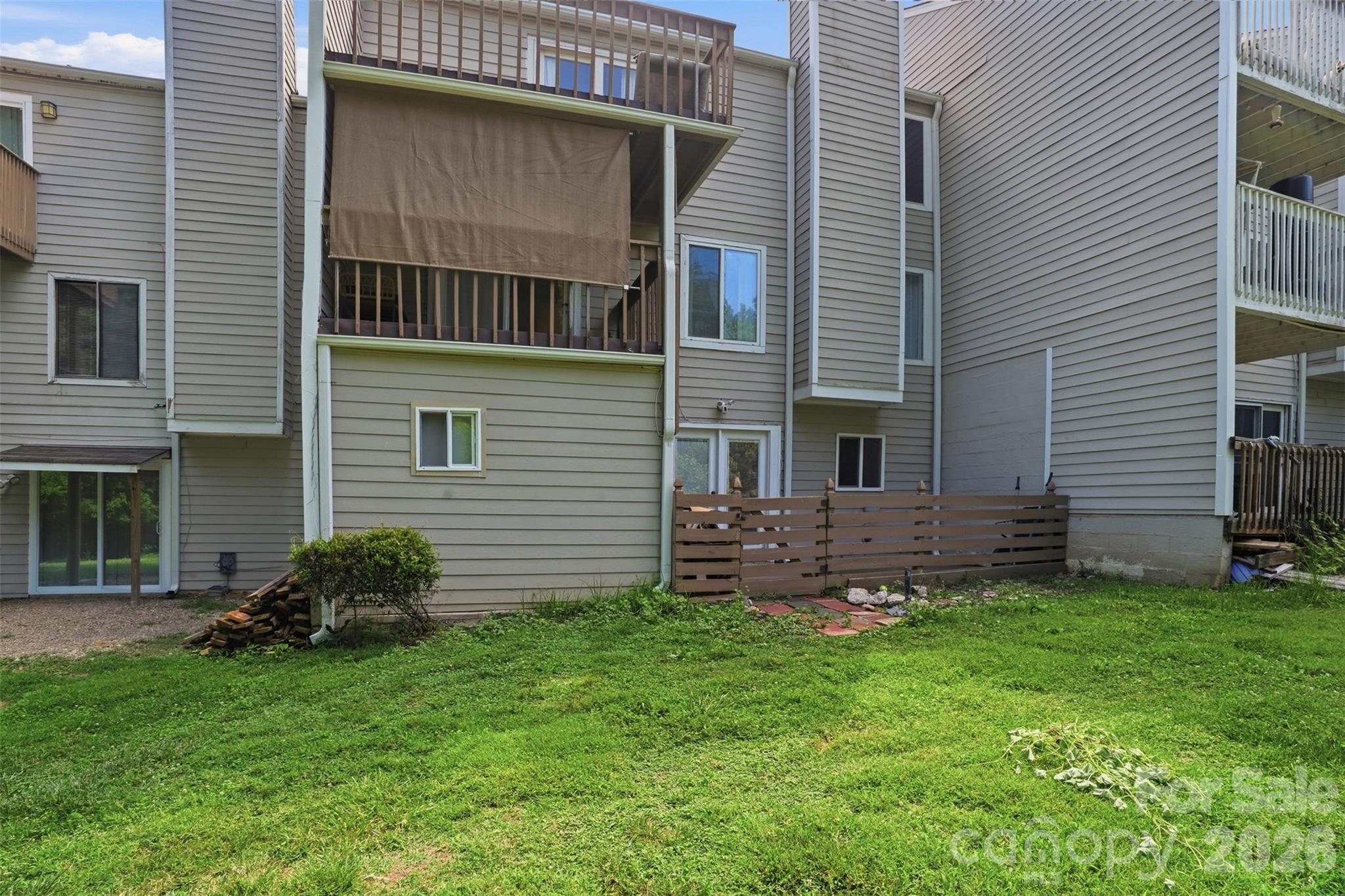 8338 Cricket Lake Drive — Charlotte
