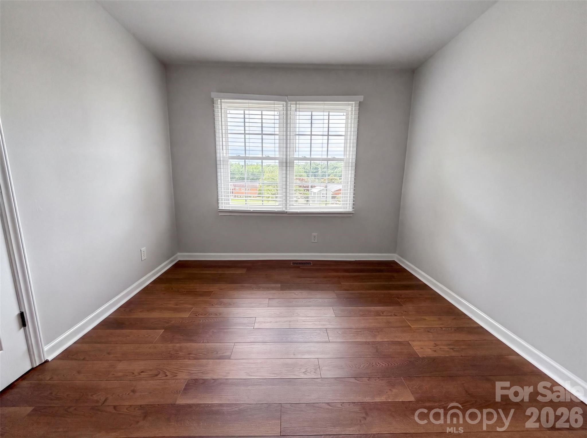 507 Texas Trail — Dallas