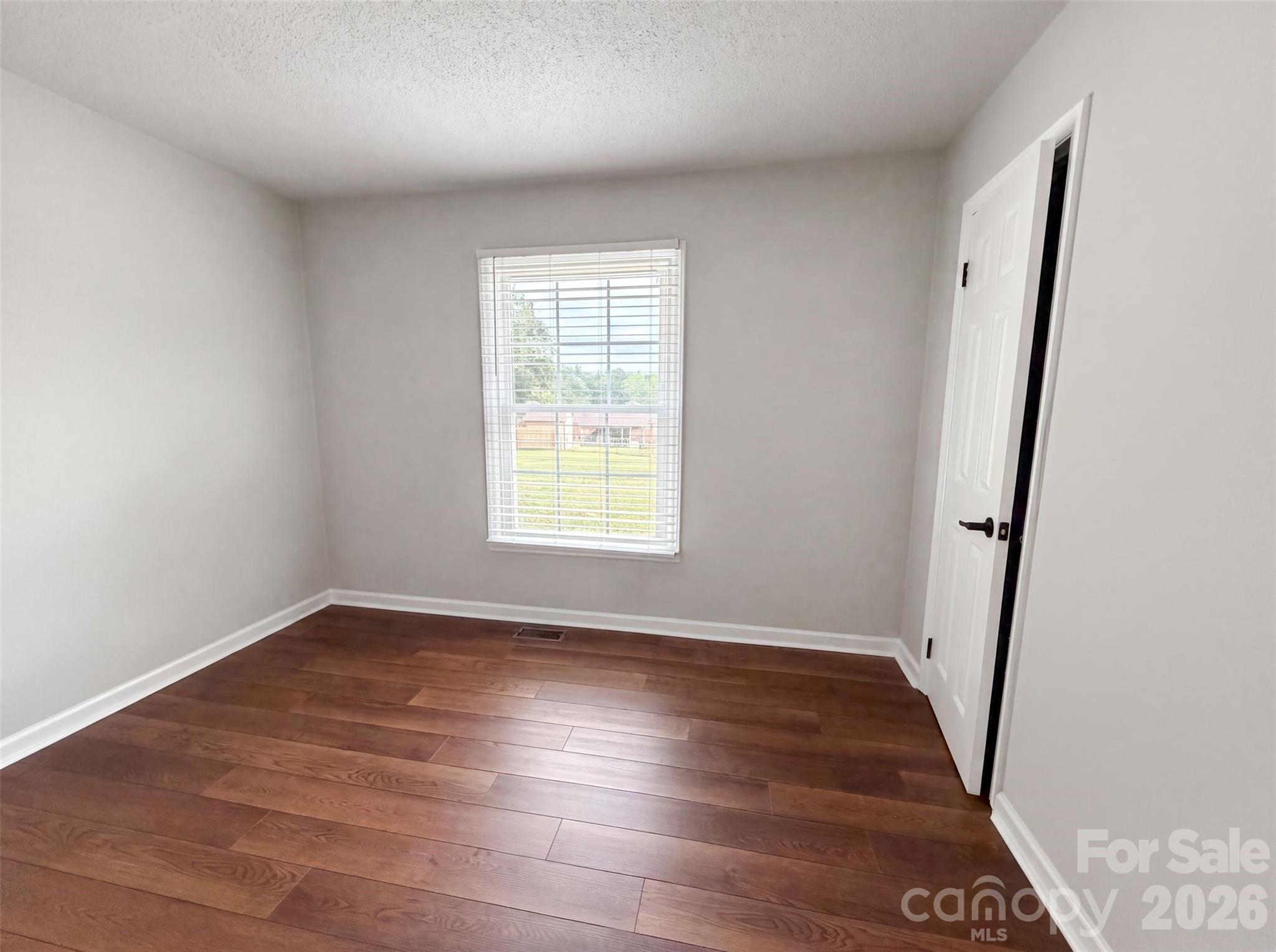 507 Texas Trail — Dallas