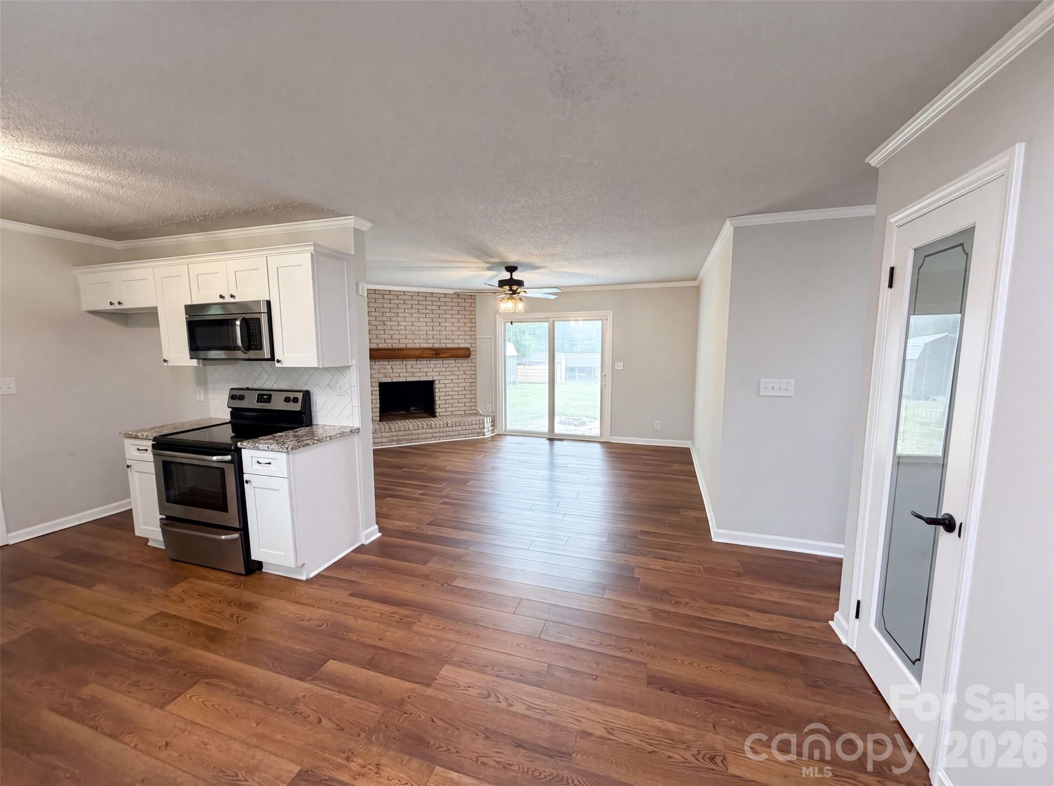 507 Texas Trail — Dallas