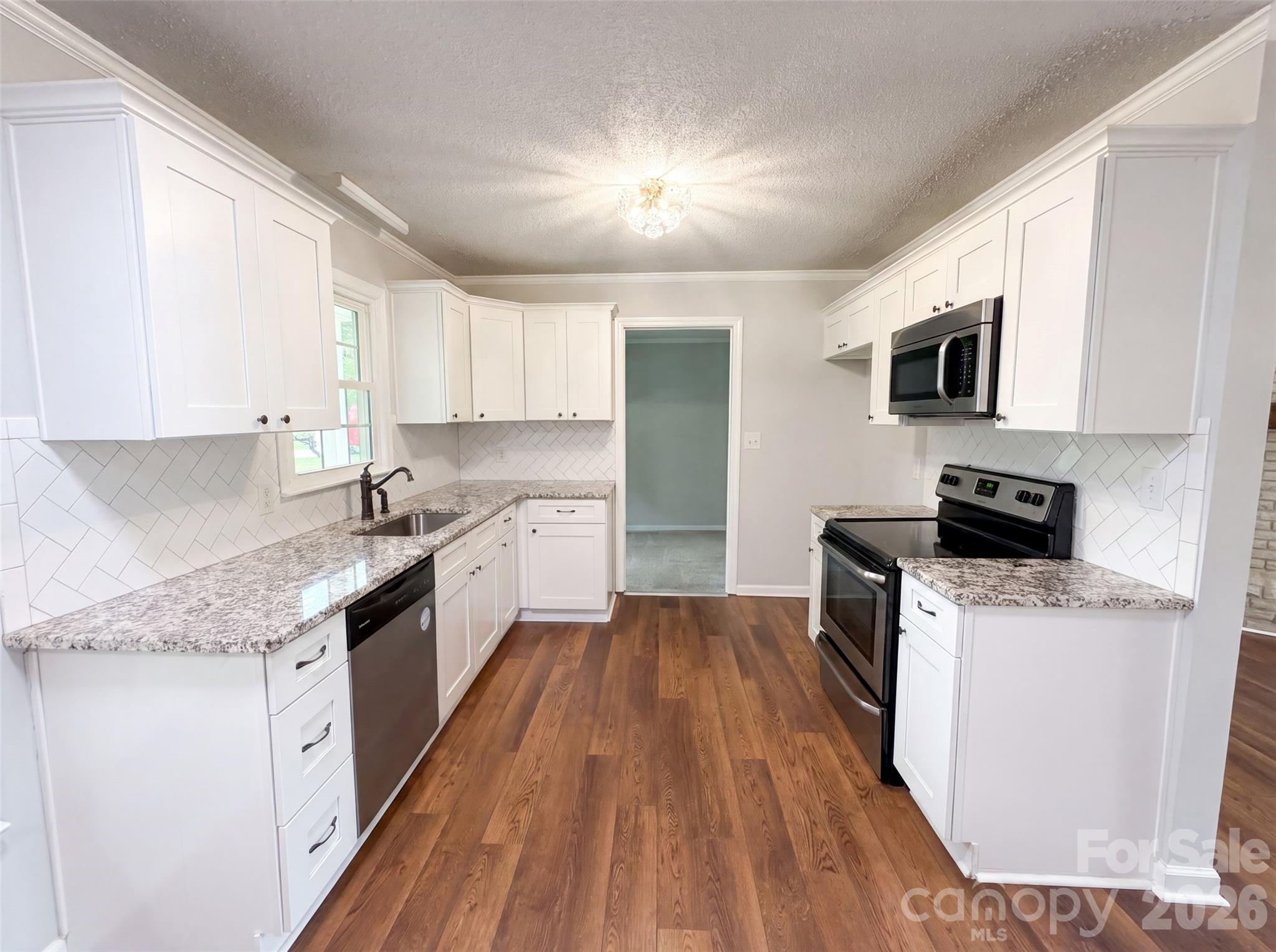 507 Texas Trail — Dallas