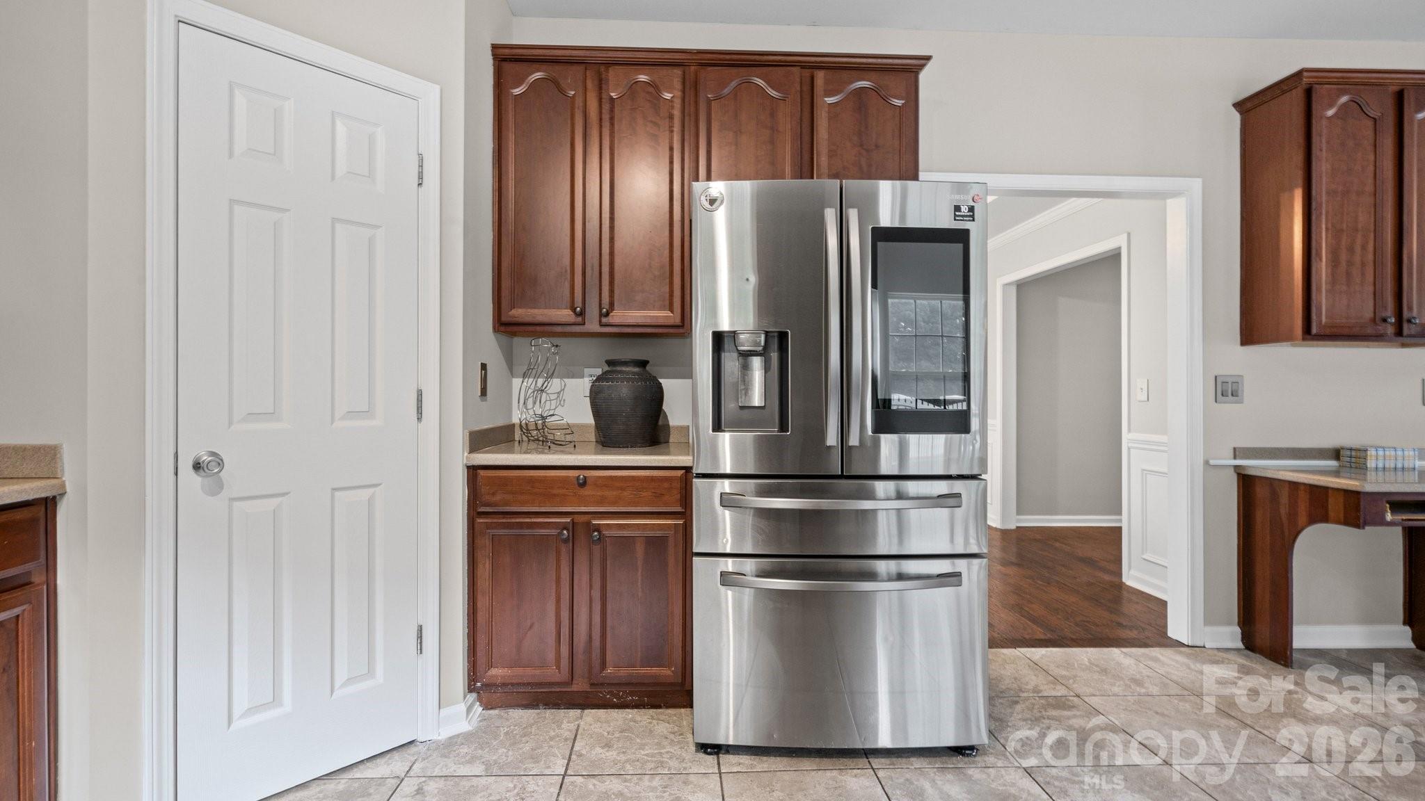 2001 Choke Berry Way — Waxhaw
