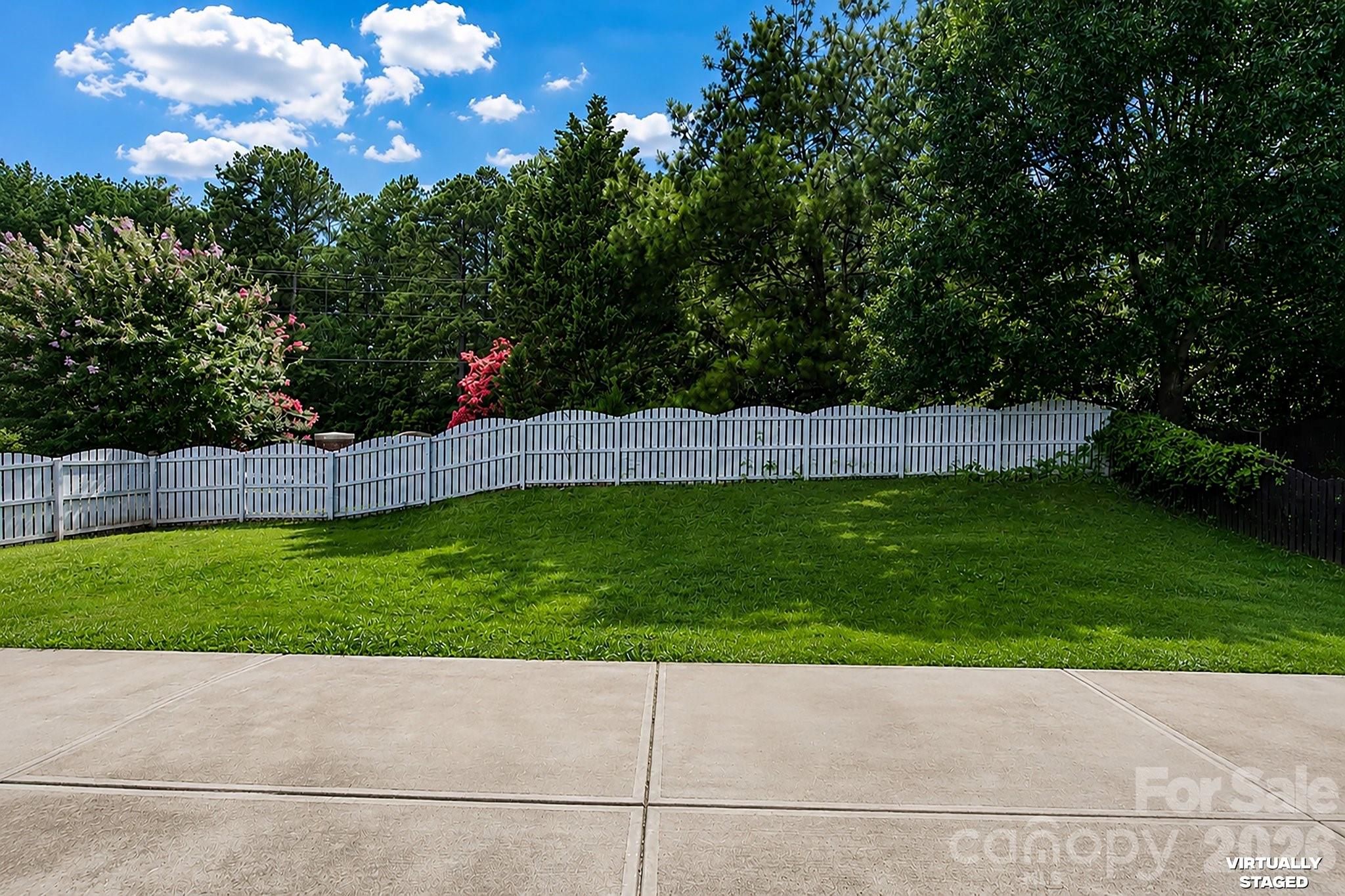 2001 Choke Berry Way — Waxhaw