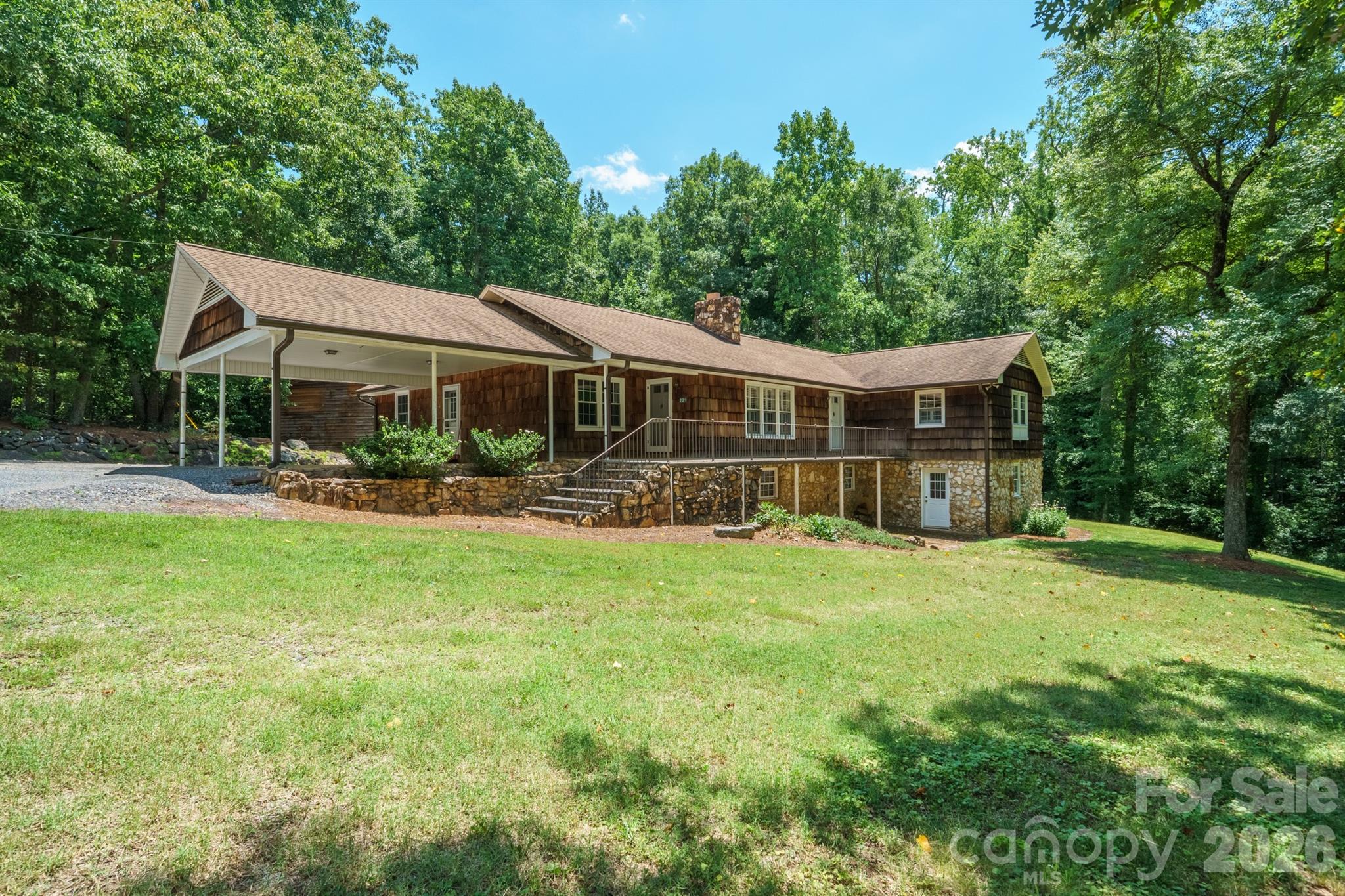 229 Rocky Lane — Lincolnton