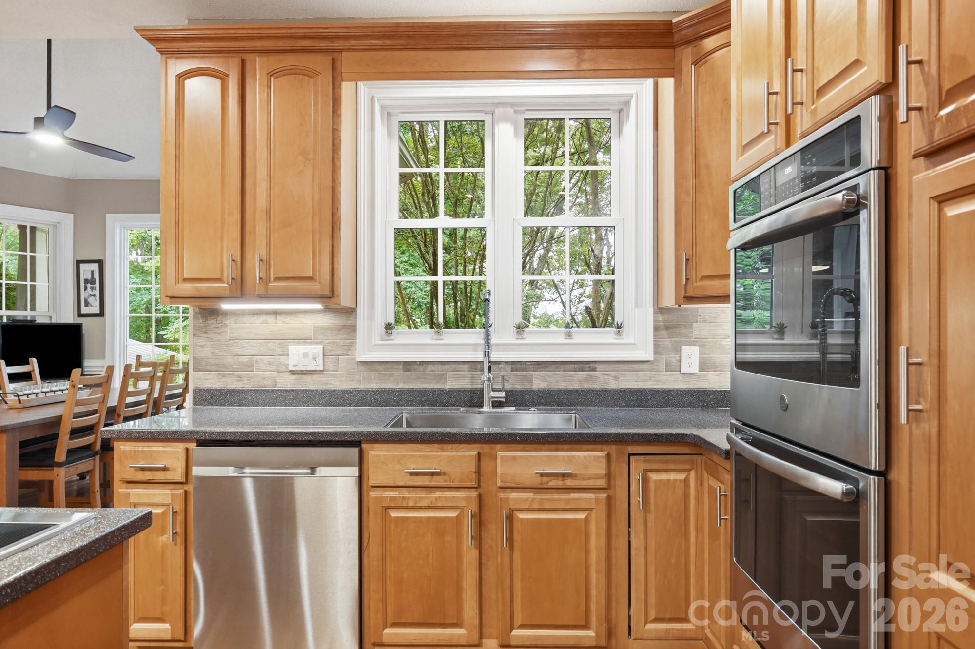 1220 Grun Augen Drive — Richburg