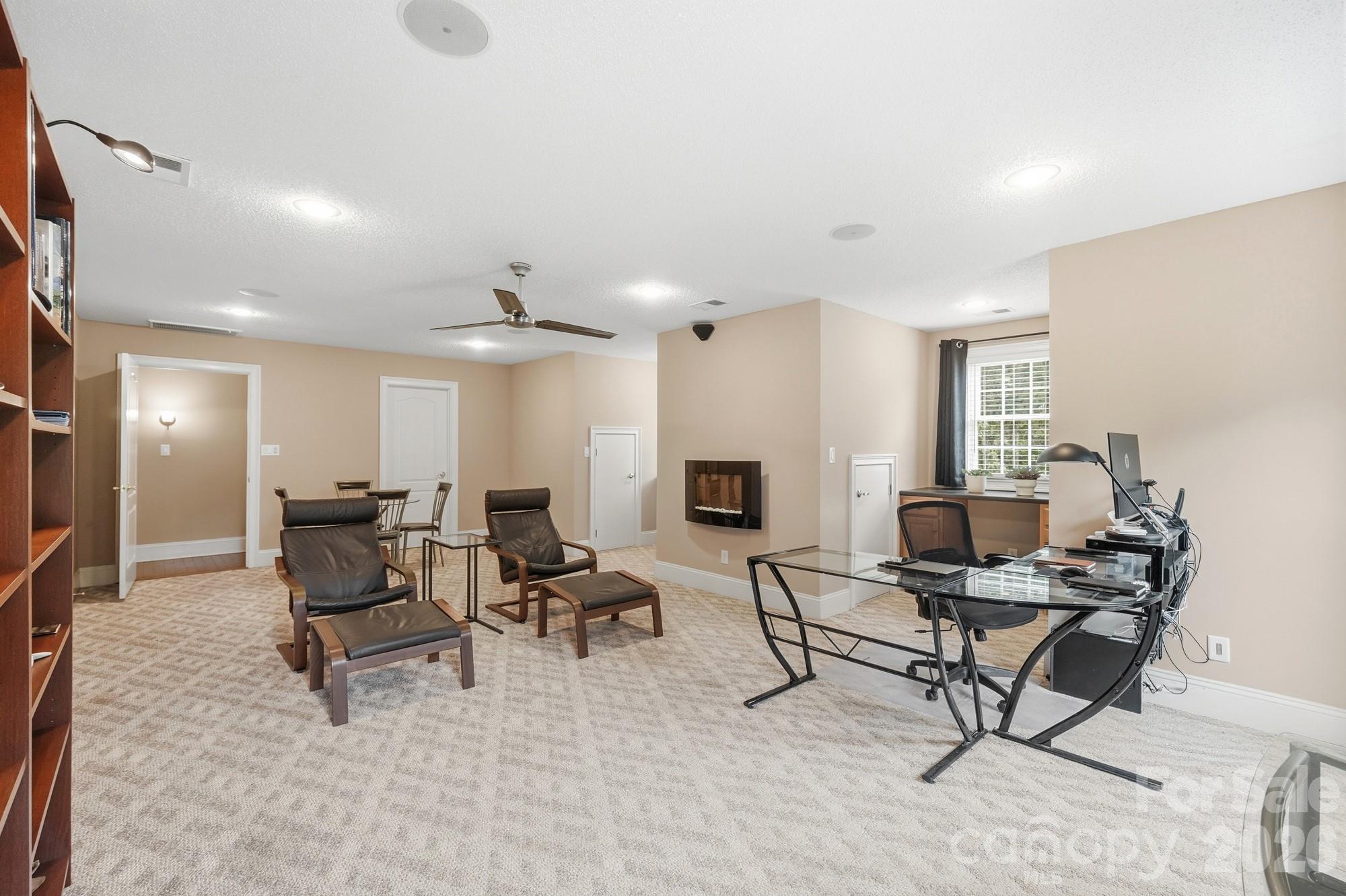 1220 Grun Augen Drive — Richburg