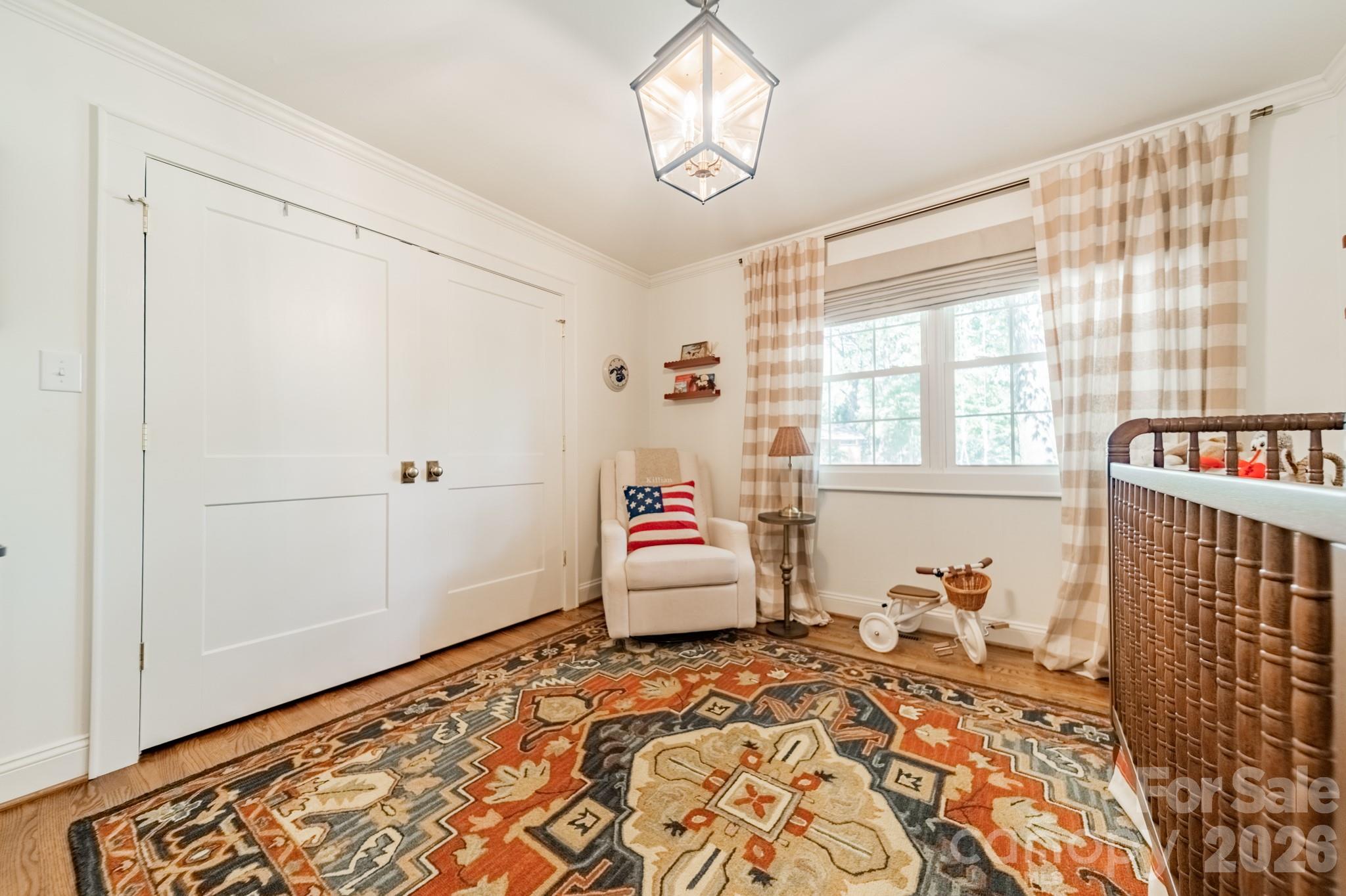 4865 Oglethorpe Place — Charlotte