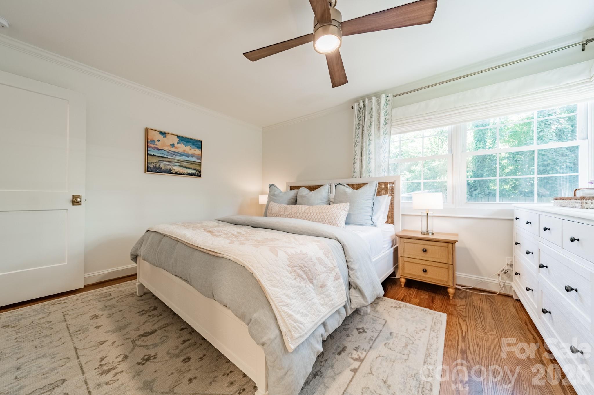 4865 Oglethorpe Place — Charlotte