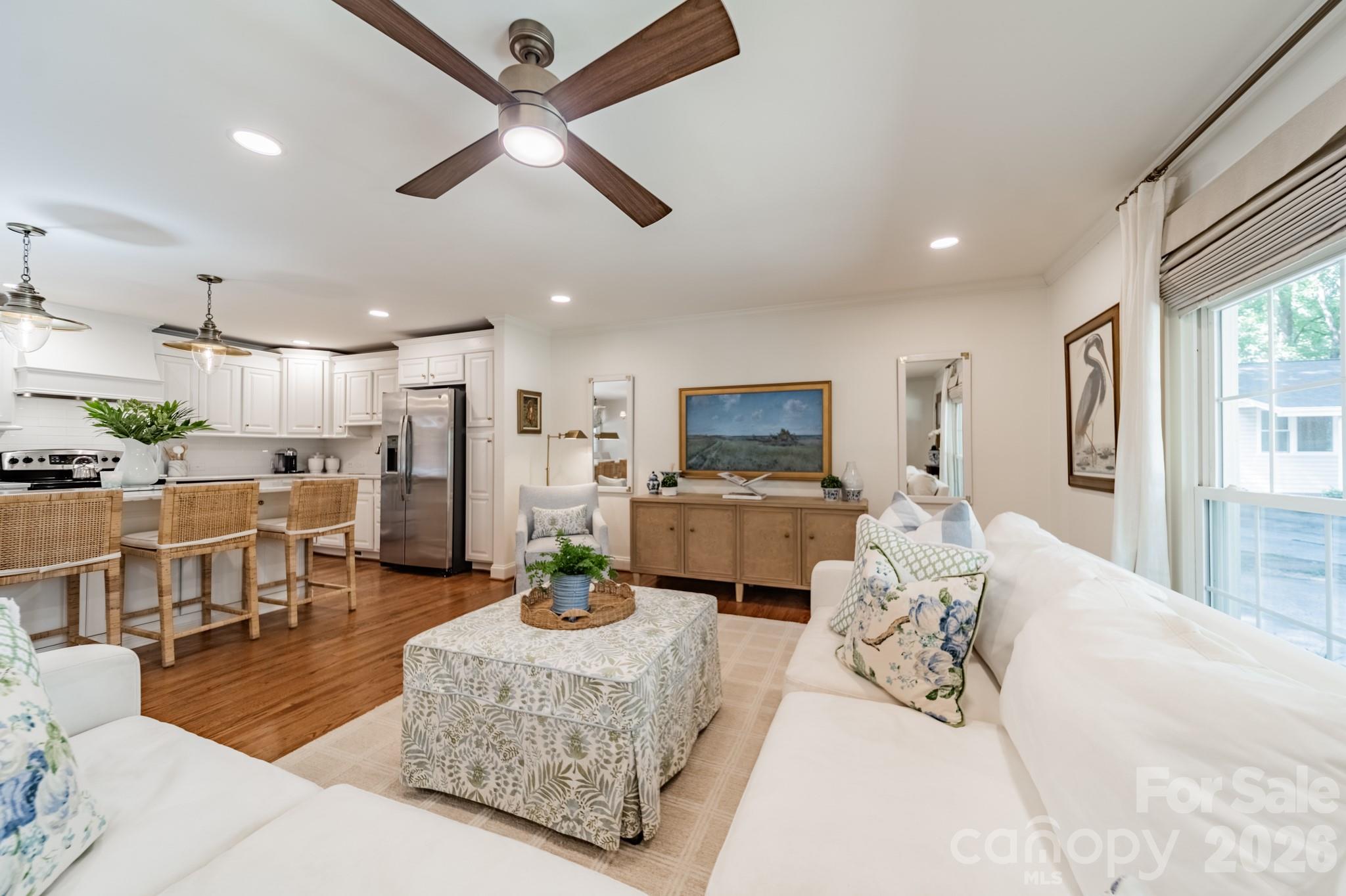 4865 Oglethorpe Place — Charlotte