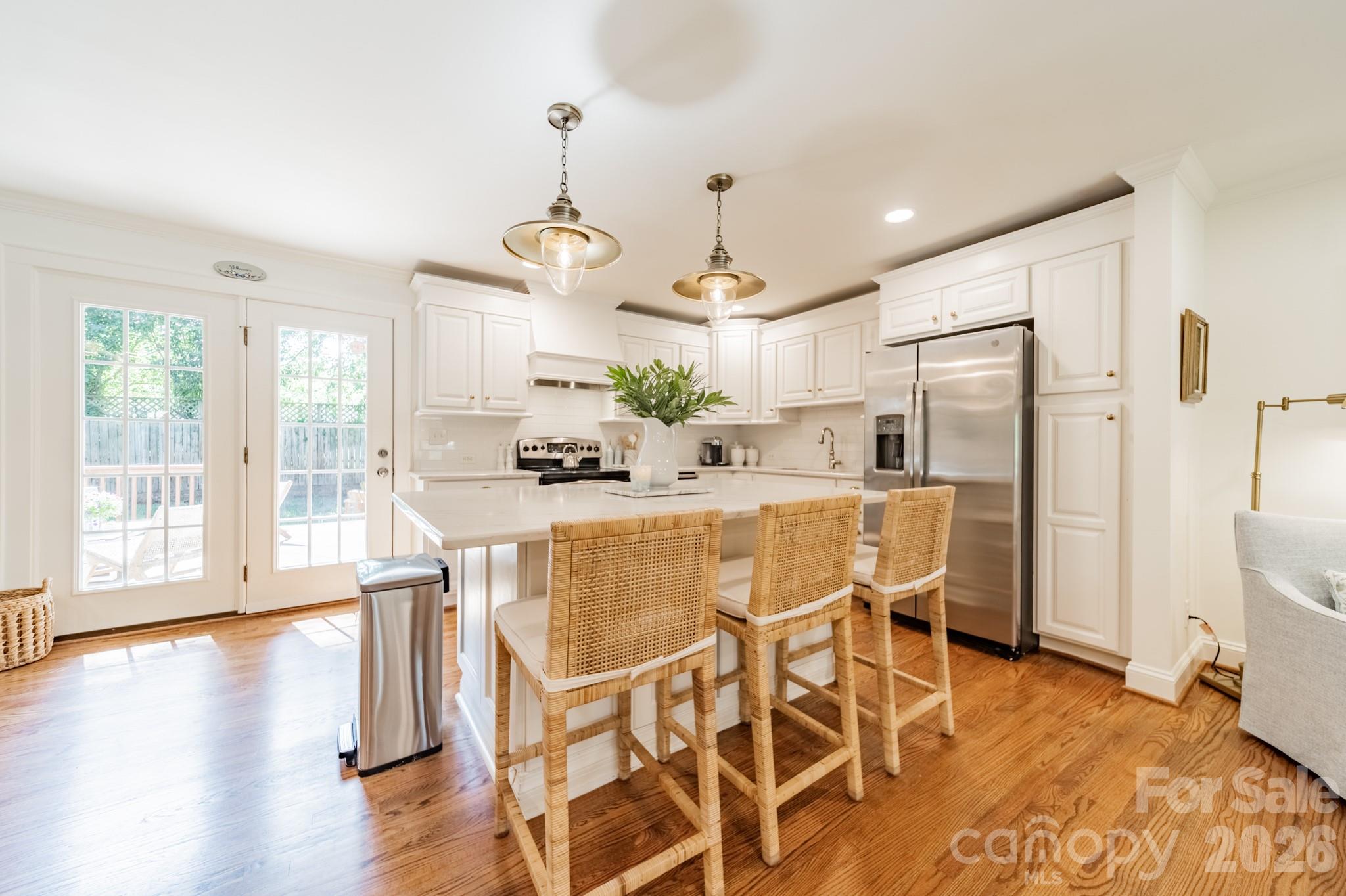 4865 Oglethorpe Place — Charlotte