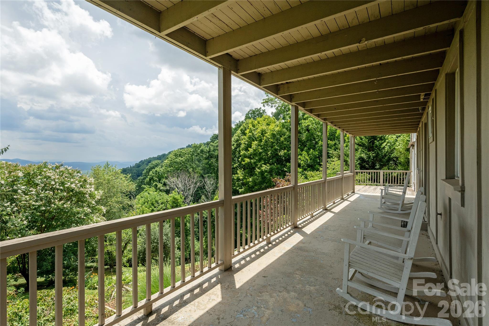 811 Town Mountain Road — Asheville