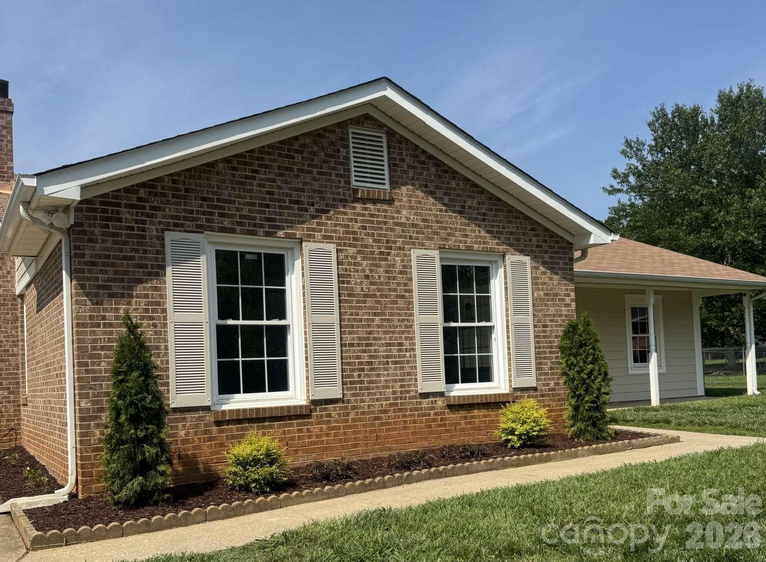 9113 Darius Court — Charlotte